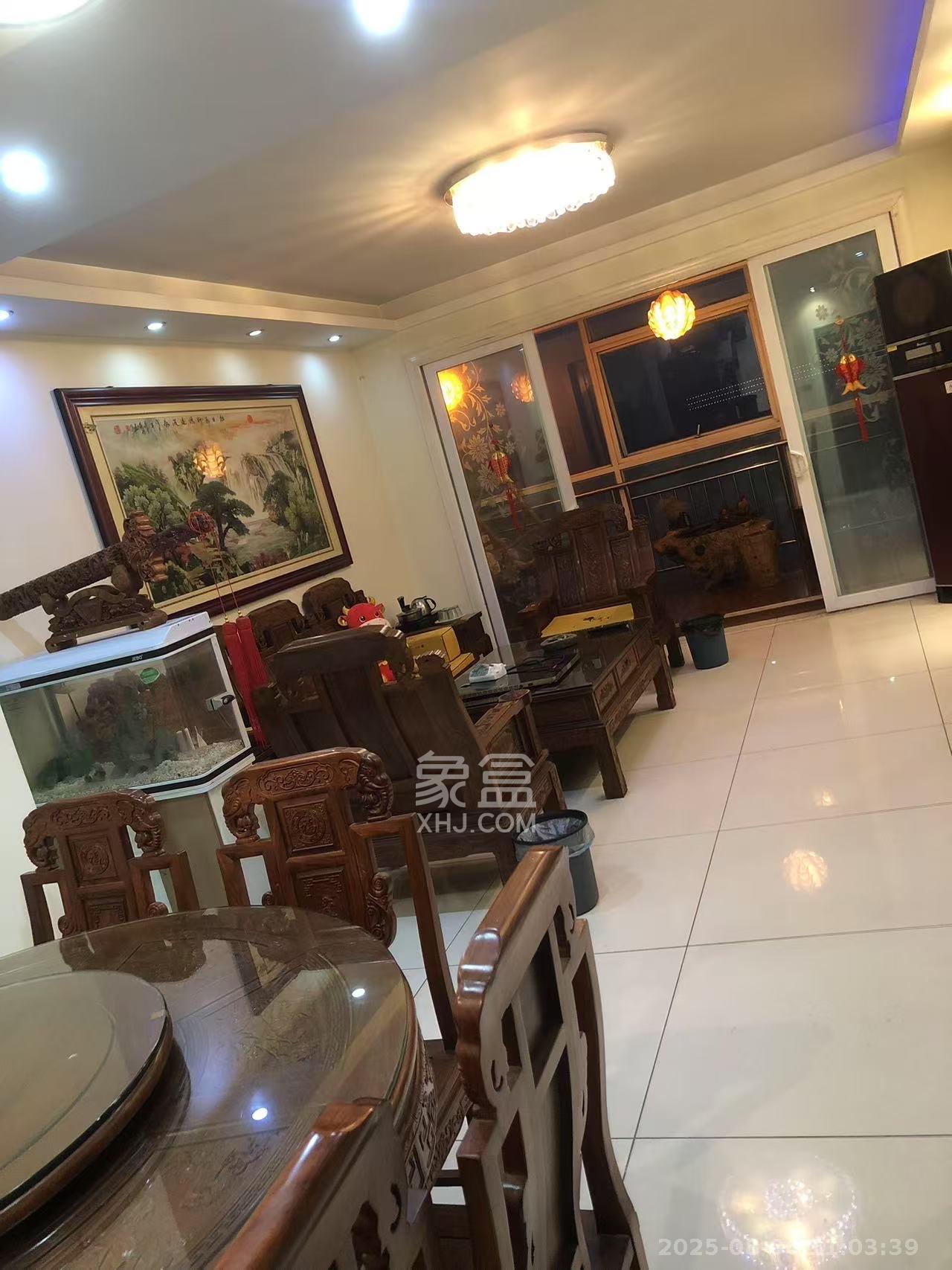 紫晶城 3室2厅1卫 1600.0元/月 紫晶城 3室2厅1卫 1600.0元/月室内图