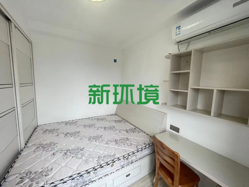 逸臣中央  3室2厅2卫   2200.00元/月室内图