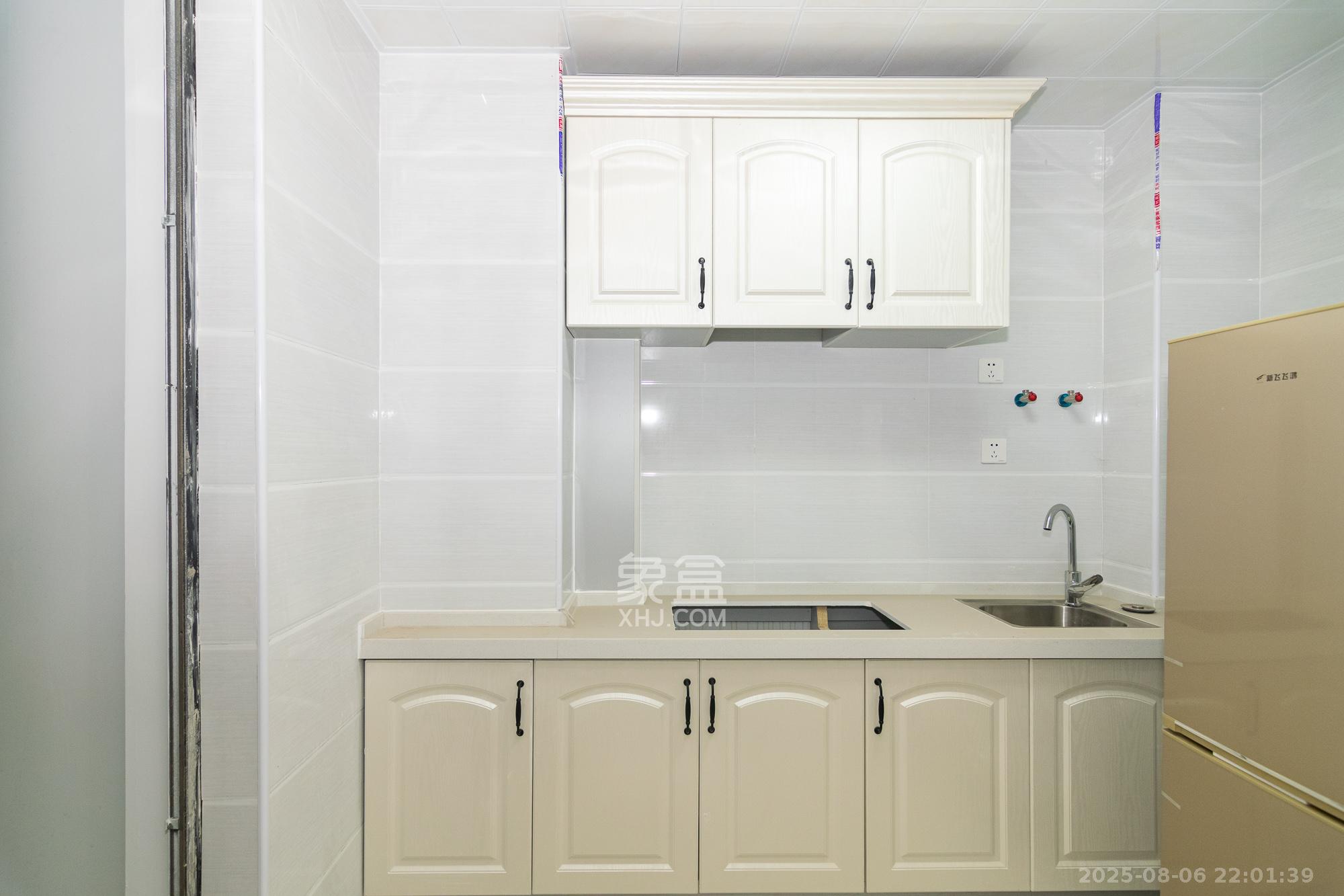 中粮自然天城 4室2厅1卫 108.0万 中粮自然天城 4室2厅1卫 108.0万厨房