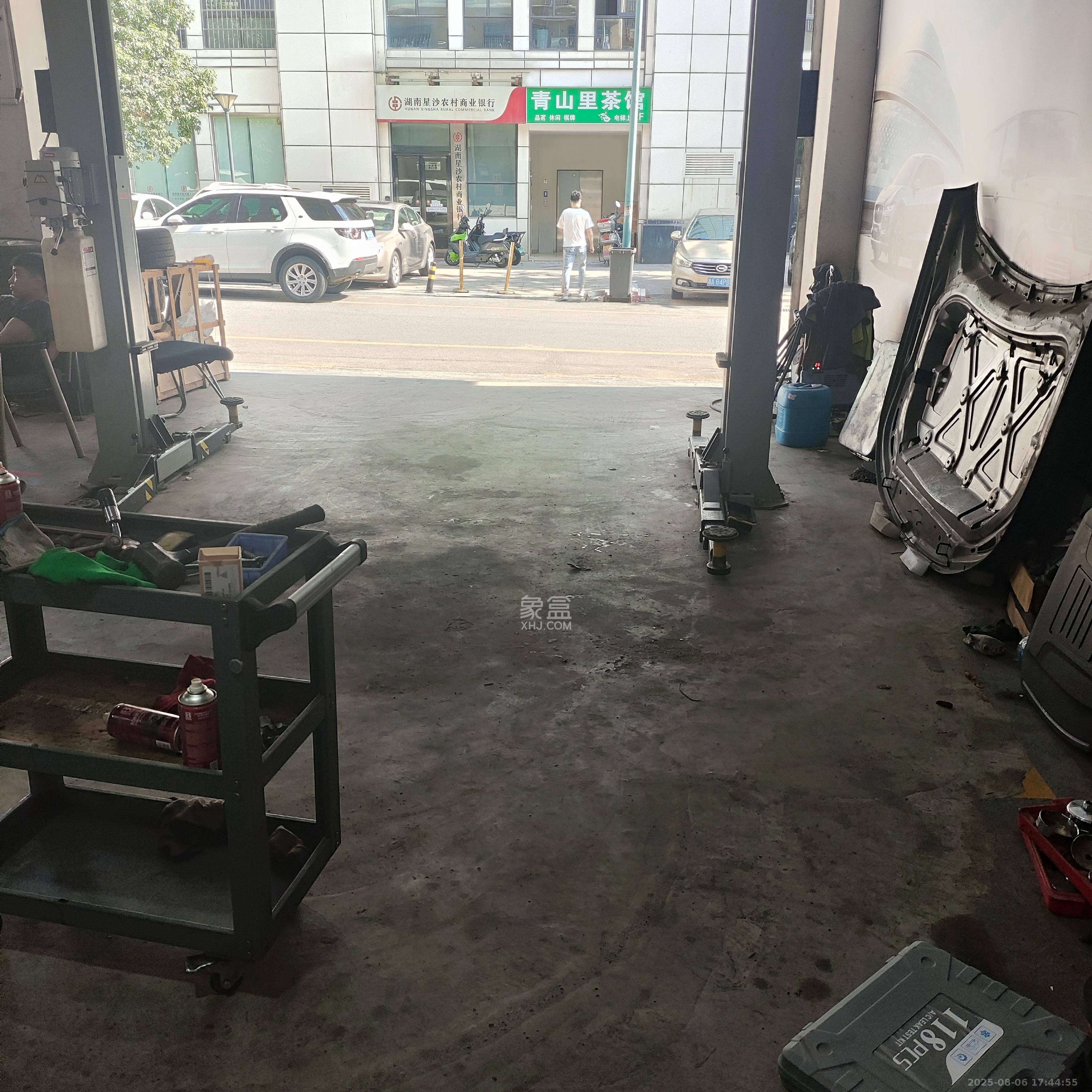 星沙四区   160.0㎡     13800.00元/月室内图
