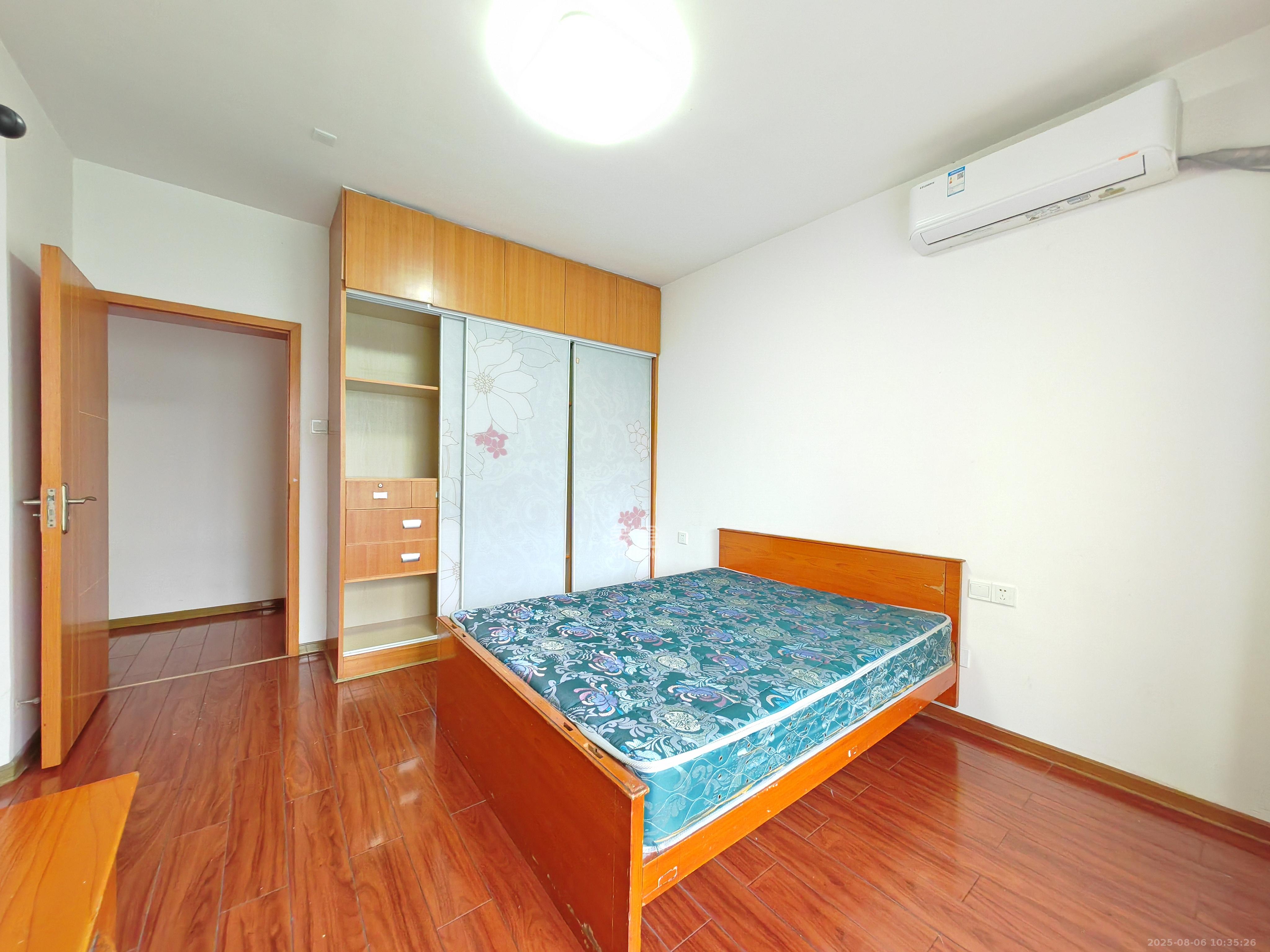 三重星都心  3室2厅1卫    3200.0元/月室内图