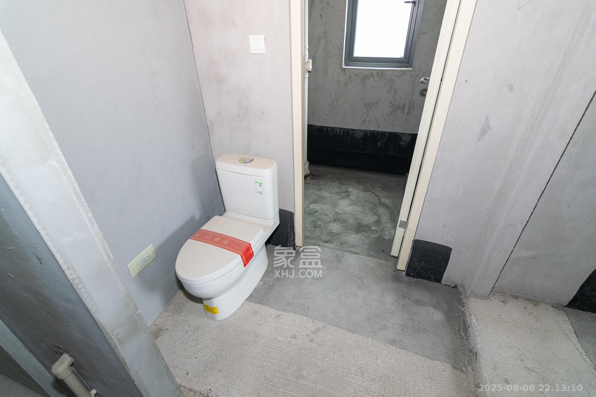 中交凤鸣九章 3室2厅2卫 85.0万 中交凤鸣九章 3室2厅2卫 85.0万卫生间