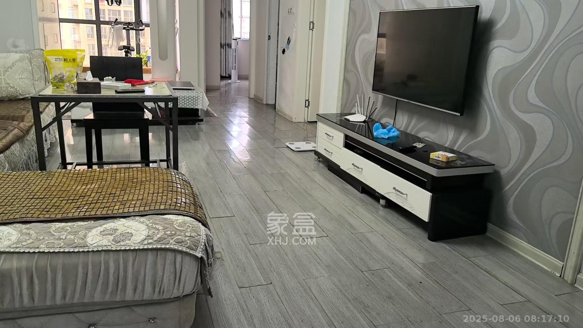 悦湖山  1室2厅1卫    1300.0元/月 悦湖山  1室2厅1卫    1300.0元/月室内图