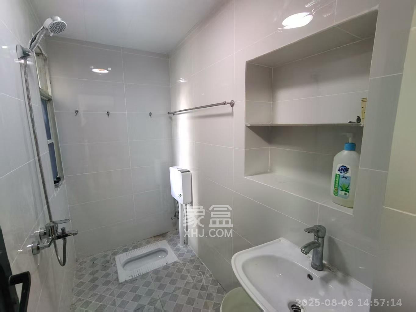 长郡中学宿舍(西文庙坪巷原32号)  2室2厅1卫   3500.00元/月室内图