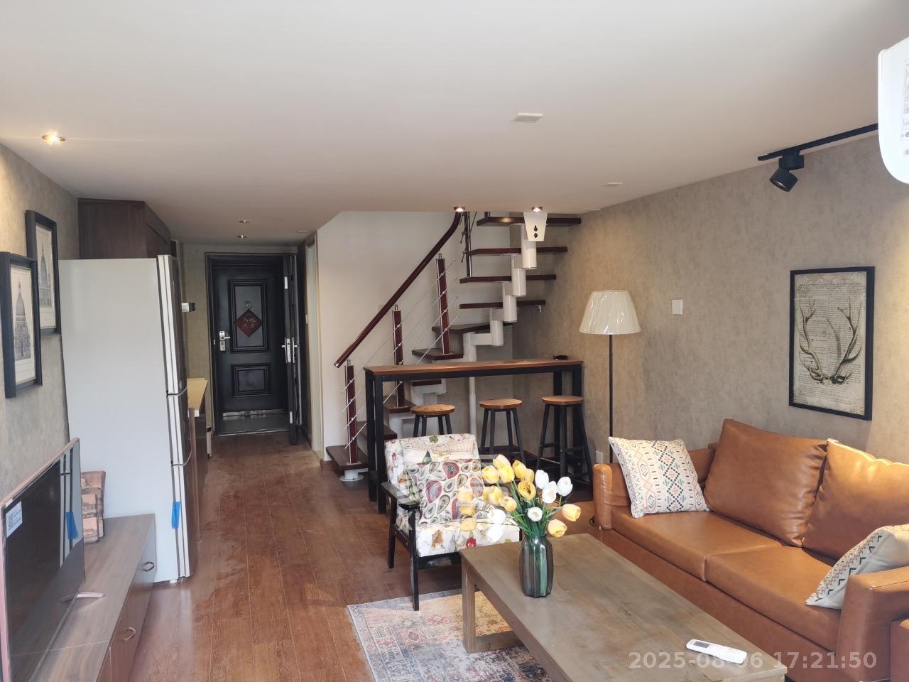 裕天国际商汇中心 1室0厅0卫 1800.0元/月 裕天国际商汇中心 1室0厅0卫 1800.0元/月室内图