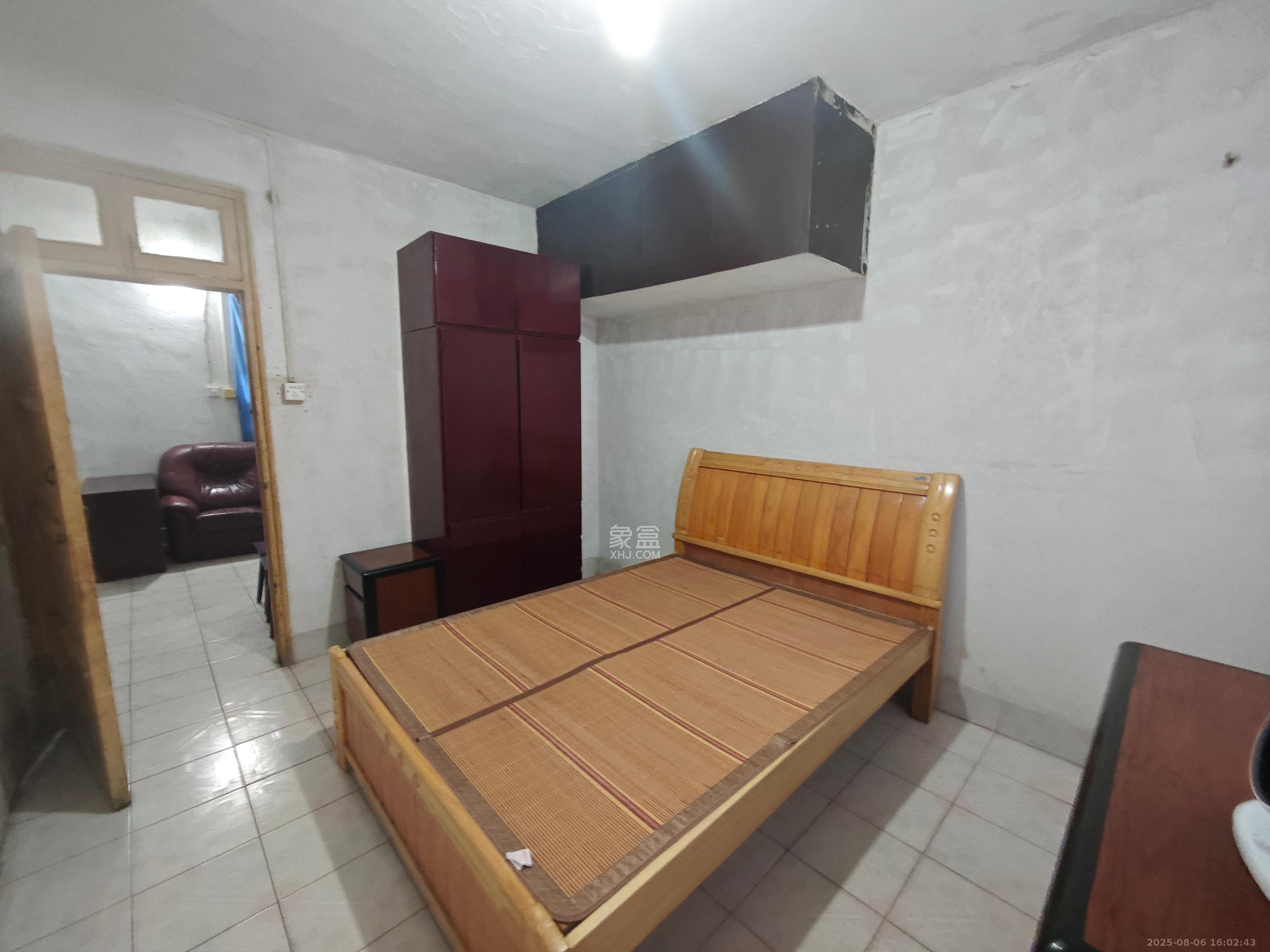 杏花园小区 2室1厅1卫 1000.0元/月 杏花园小区 2室1厅1卫 1000.0元/月室内图