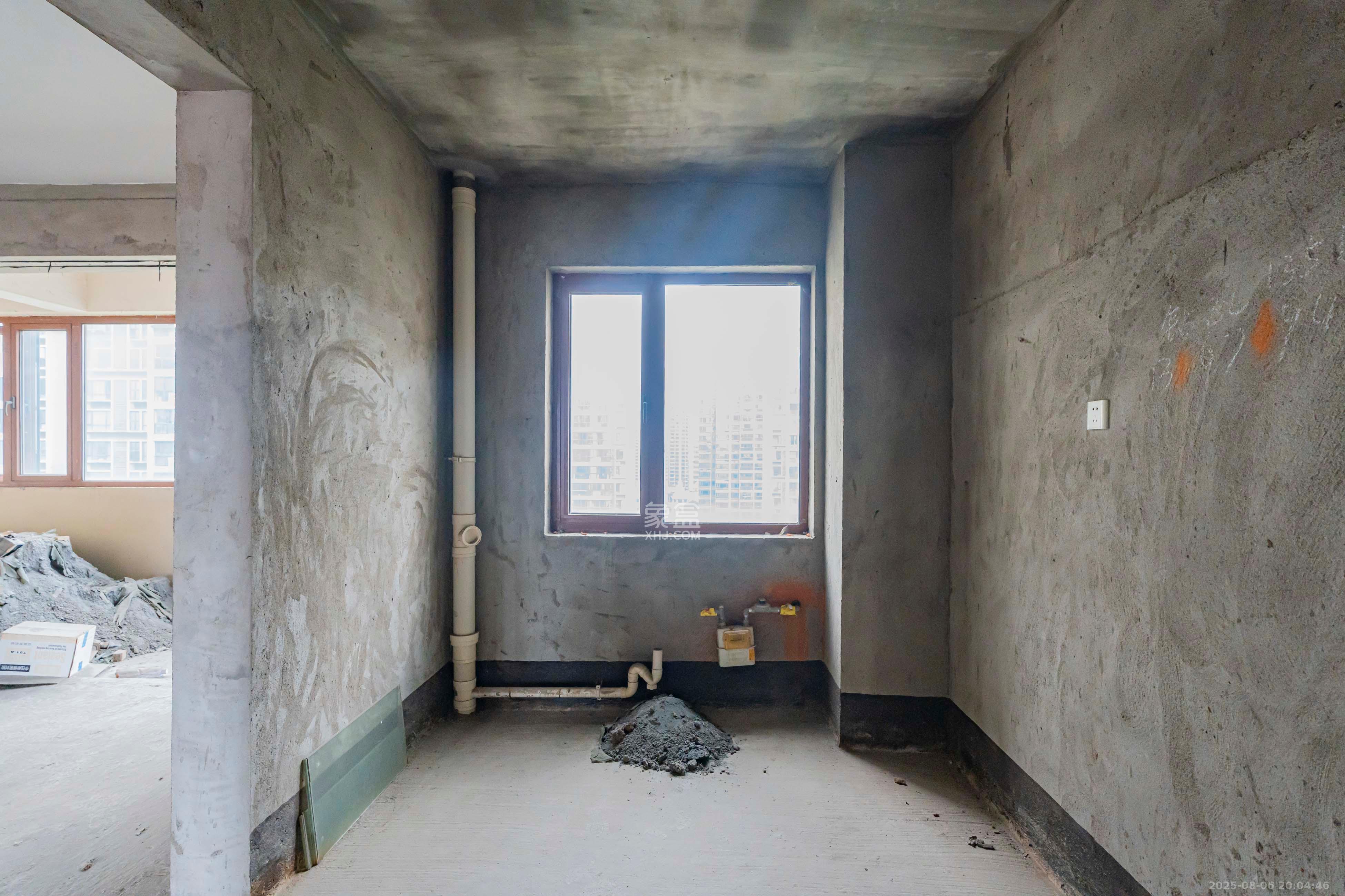 归心苑  4室2厅3卫    465.0万 归心苑  4室2厅3卫    465.0万厨房