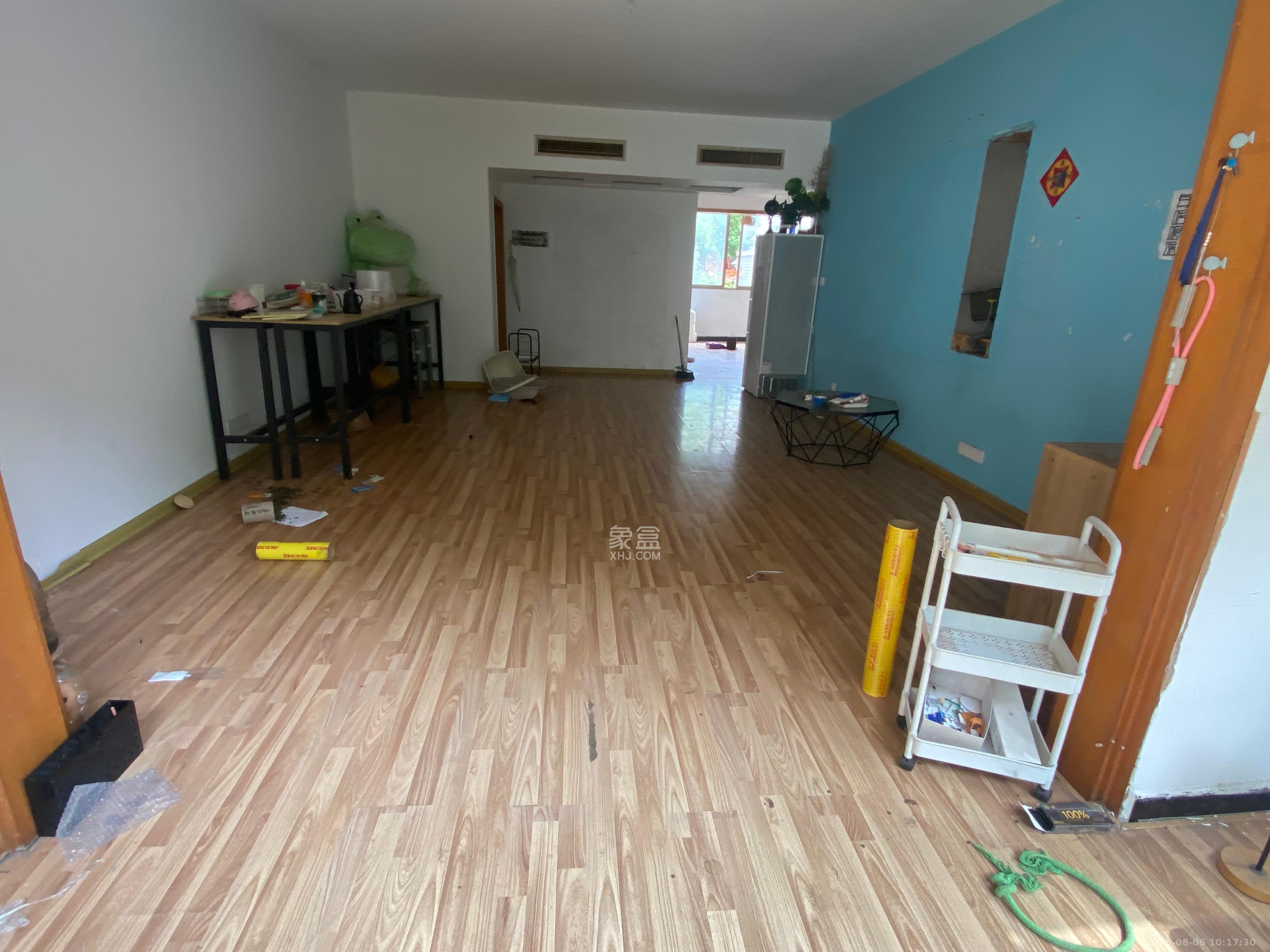 白沙家园（白沙欣苑）  5室2厅2卫    4600.0元/月室内图