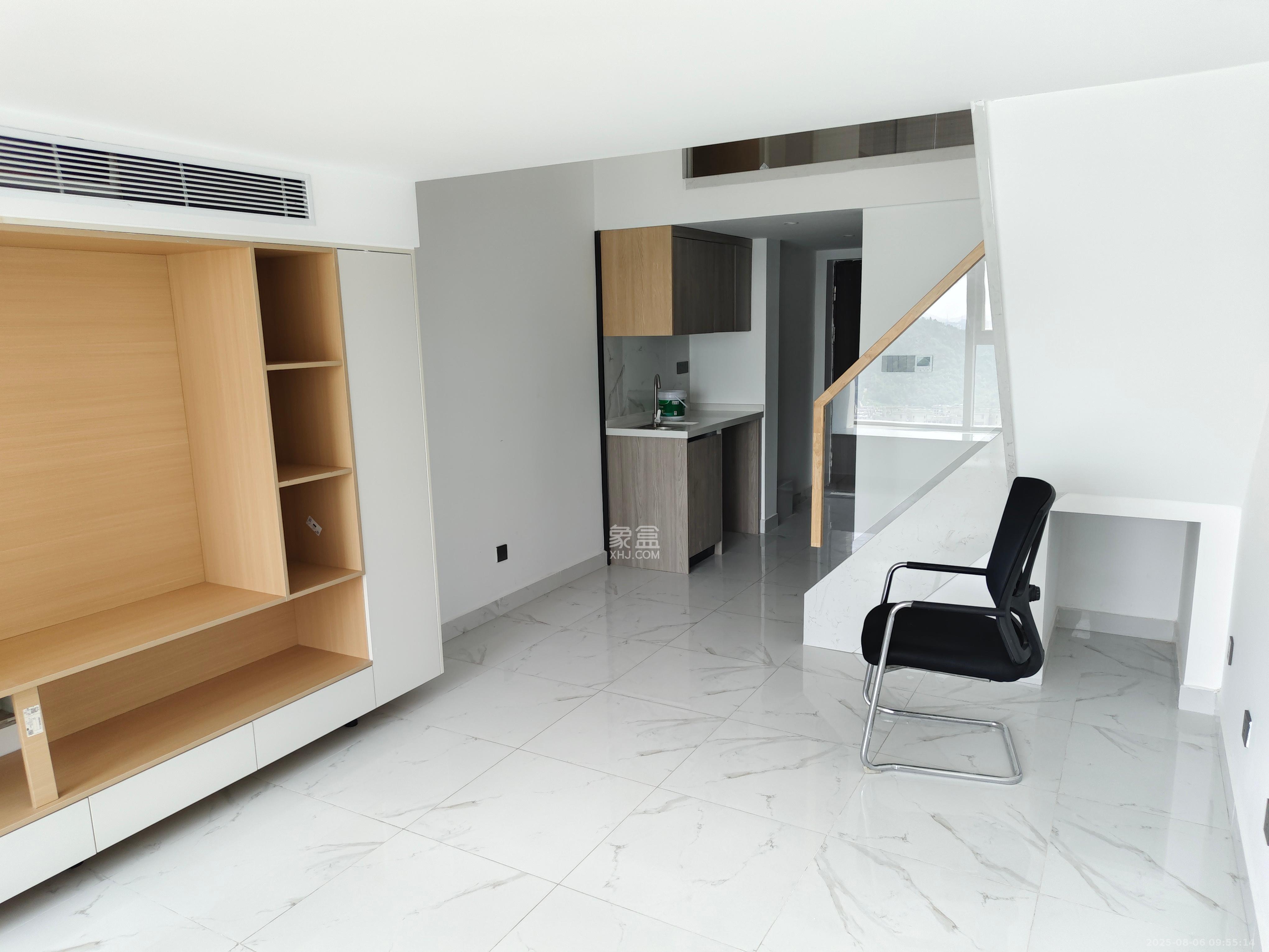 正荣梅溪紫阙台  2室1厅1卫    2200.0元/月 正荣梅溪紫阙台  2室1厅1卫    2200.0元/月室内图