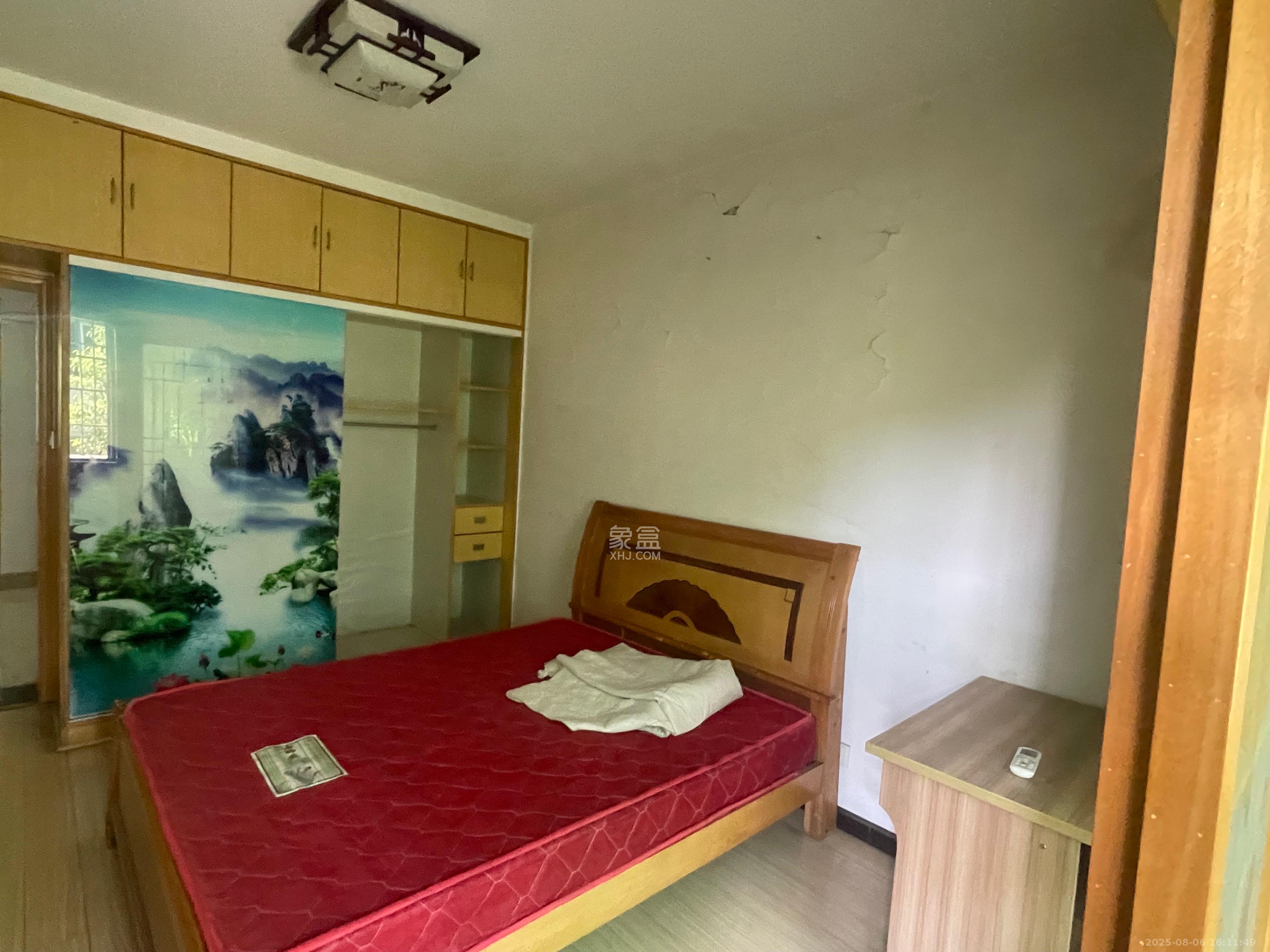 中南汽车世界 2室2厅1卫 1188.0元/月 中南汽车世界 2室2厅1卫 1188.0元/月室内图