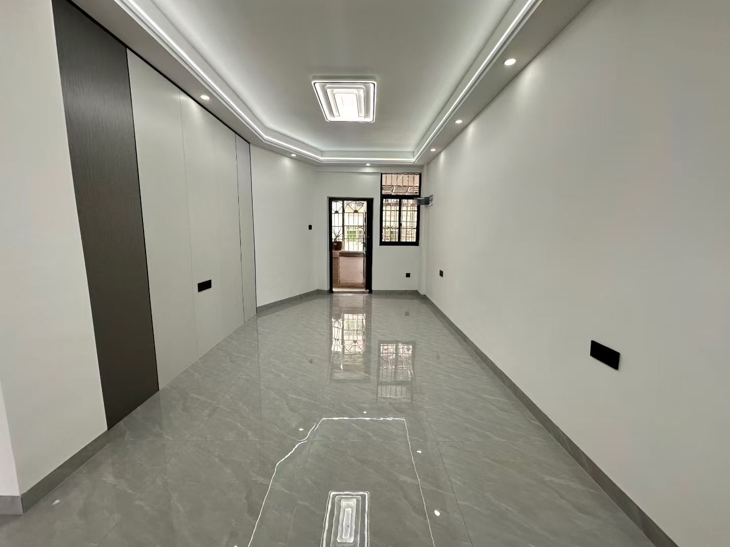 粮油综合食品厂宿舍小区（海甸岛一西路11号）  3室2厅1卫    69.0万室内图