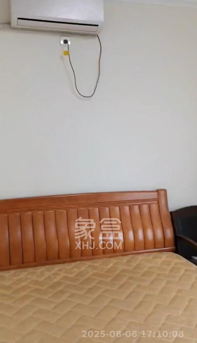 恒大城  4室2厅2卫   2399.00元/月室内图
