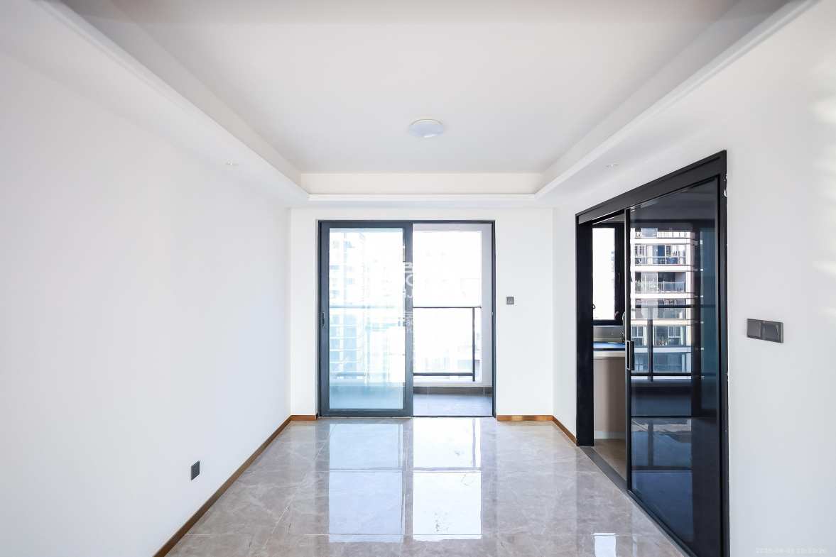 招商雍山湖 4室2厅2卫 3600.0元/月 招商雍山湖 4室2厅2卫 3600.0元/月室内图