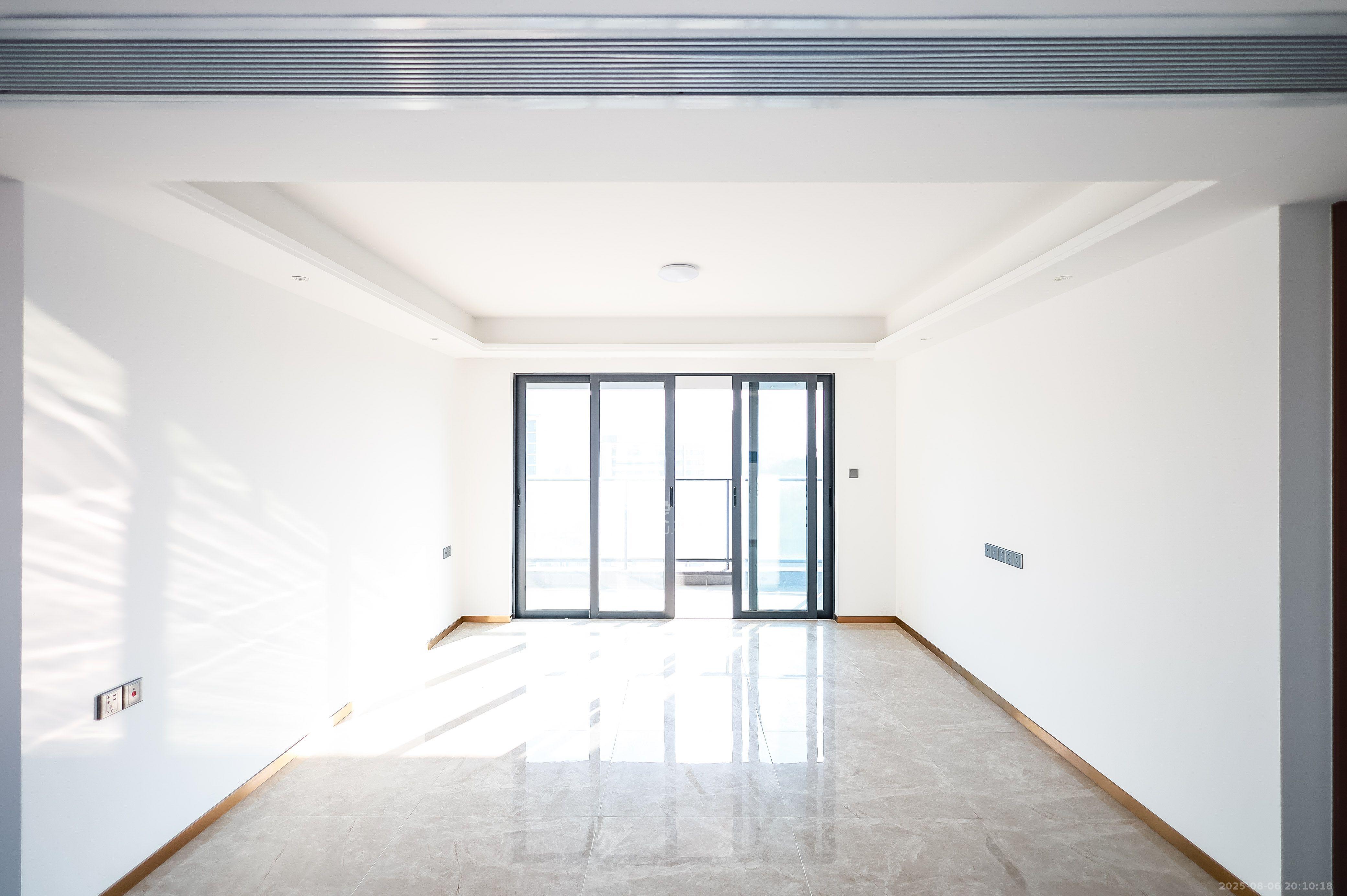 招商雍山湖 4室2厅2卫 3600.0元/月 招商雍山湖 4室2厅2卫 3600.0元/月室内图