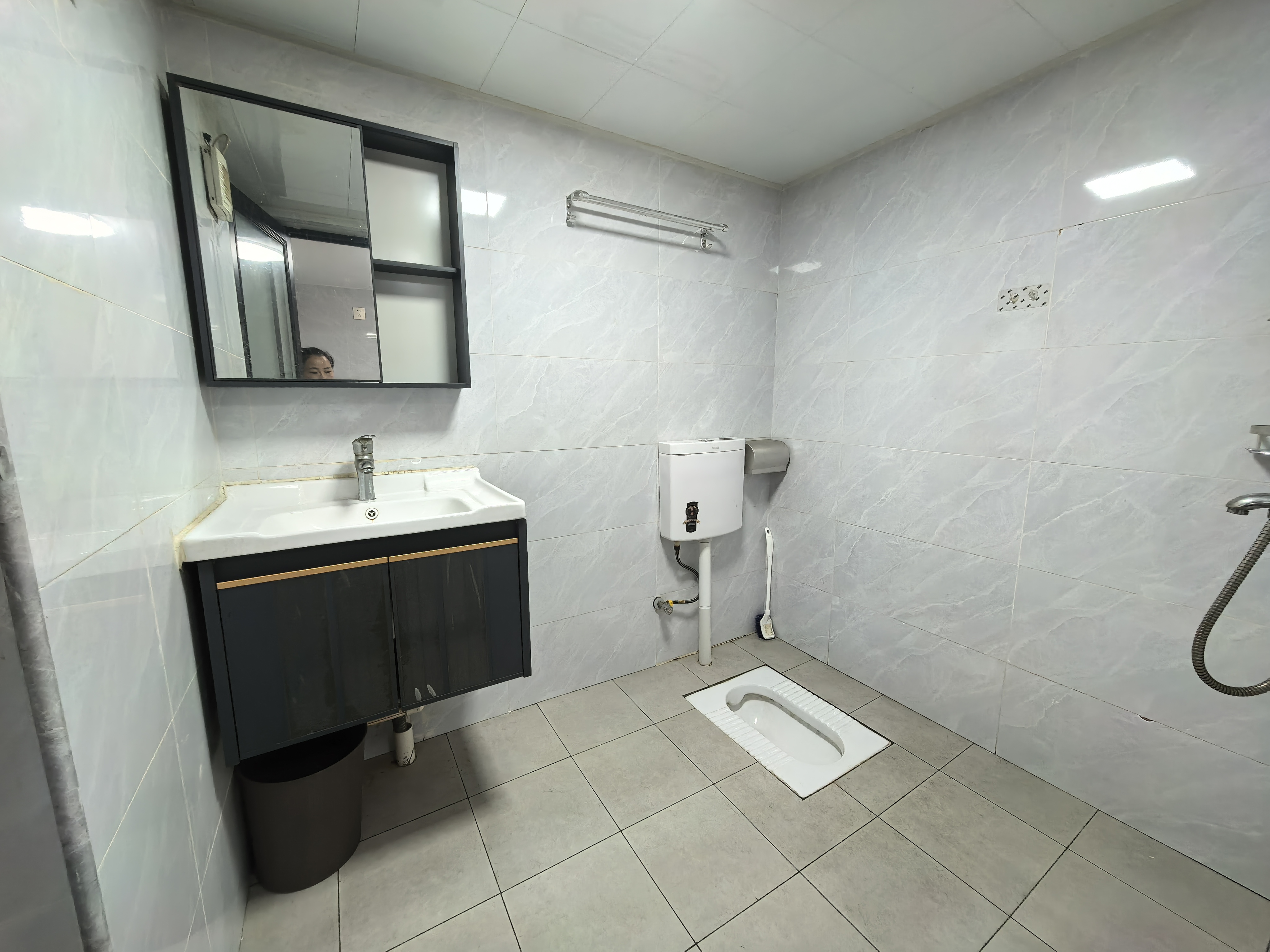 华润置地广场二期 2室2厅1卫 3500.0元/月 华润置地广场二期 2室2厅1卫 3500.0元/月户型图