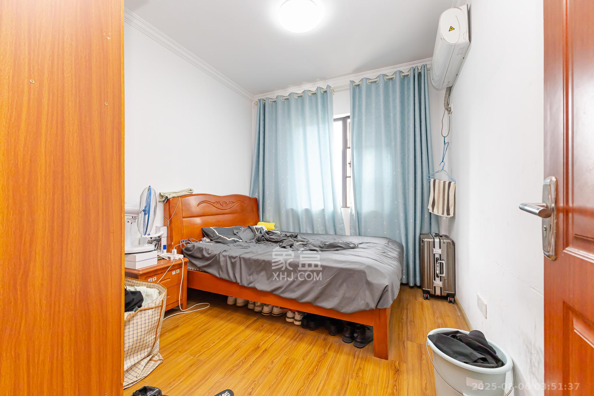 勤诚达境界城 4室2厅1卫 91.0万 勤诚达境界城 4室2厅1卫 91.0万卧室