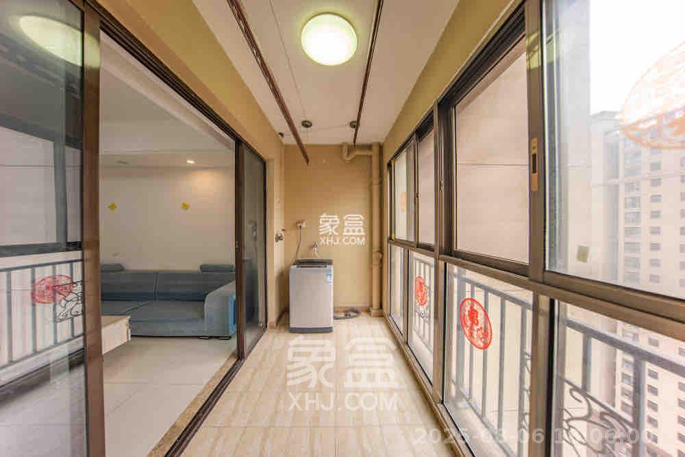 江山帝景哈佛  3室2厅2卫    2300.0元/月 江山帝景哈佛  3室2厅2卫    2300.0元/月室内图