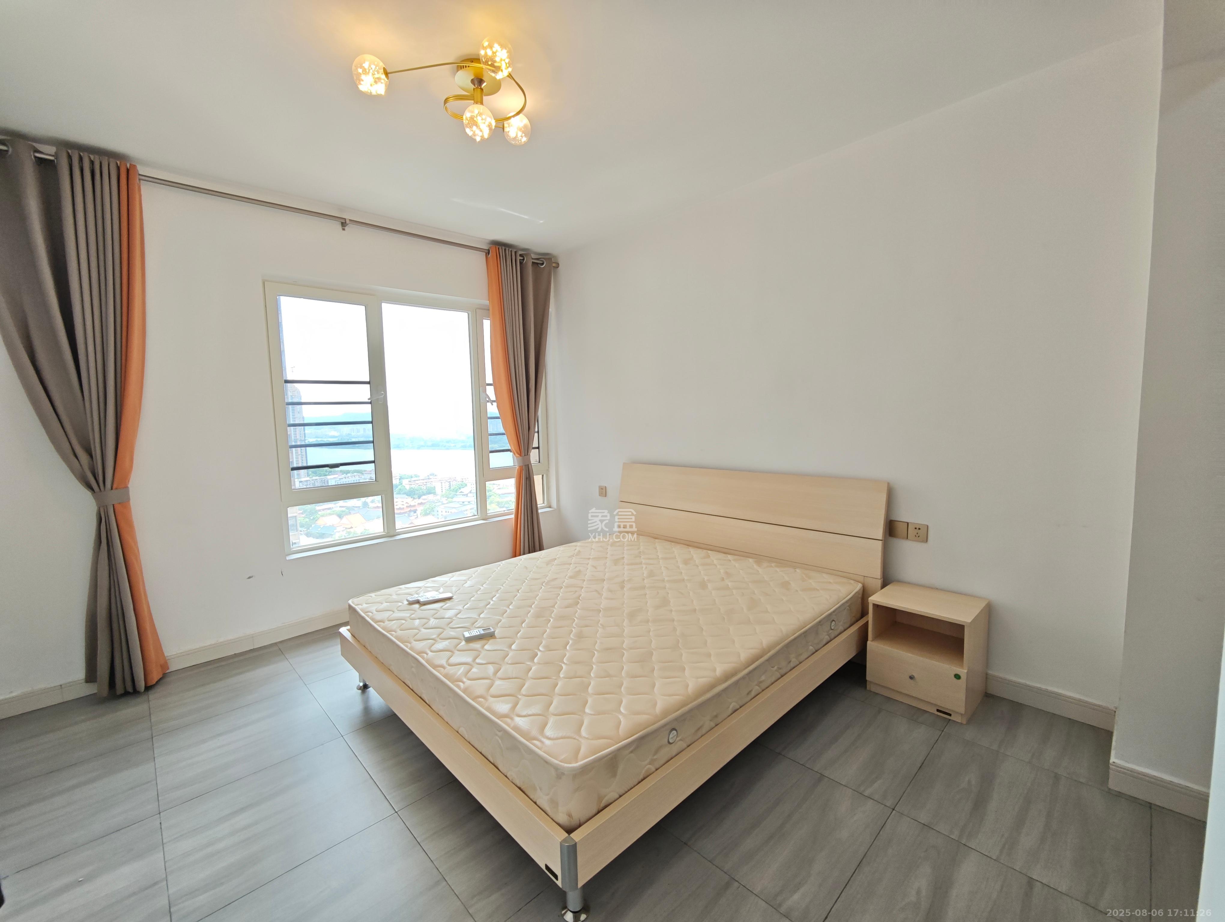 北辰三角洲E7区 3室1厅2卫 4500.0元/月 北辰三角洲E7区 3室1厅2卫 4500.0元/月室内图