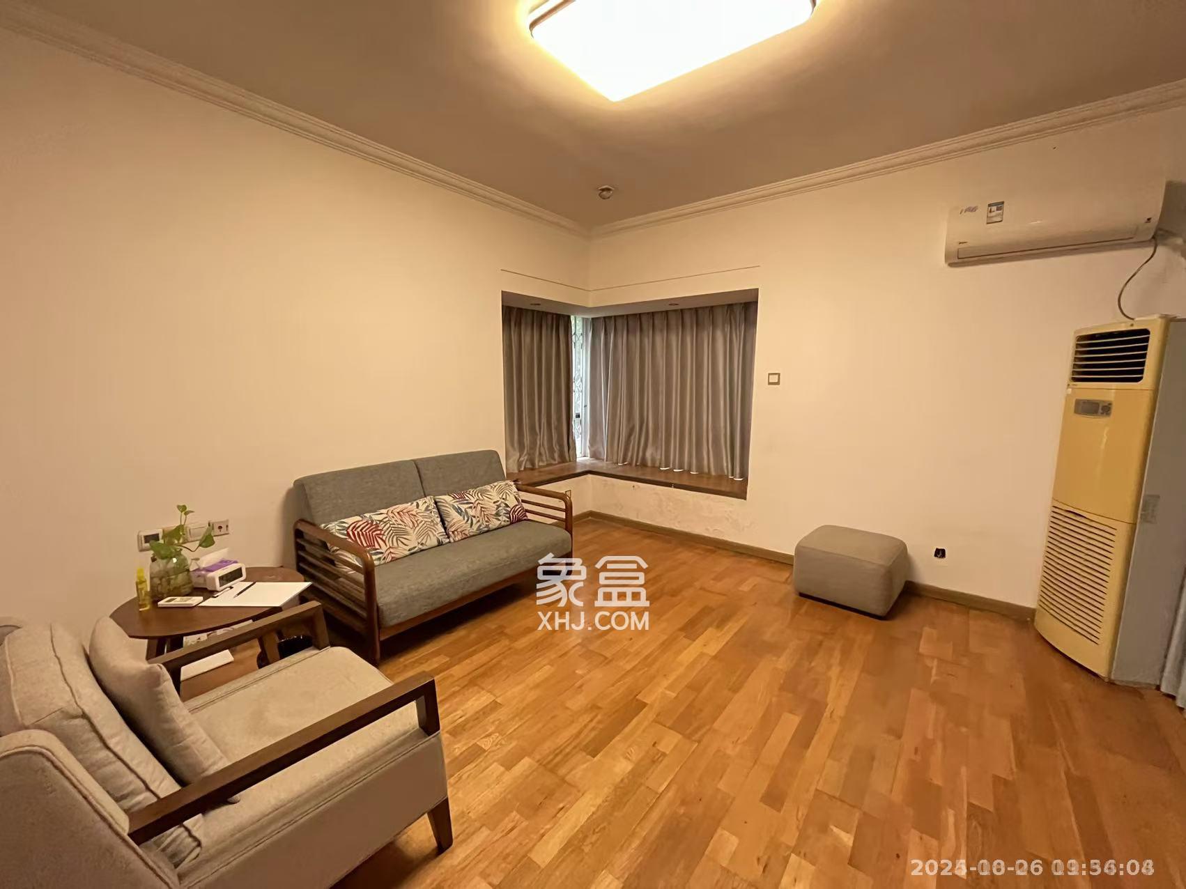 曙光泊岸 5室2厅2卫 6900.0元/月 曙光泊岸 5室2厅2卫 6900.0元/月室内图