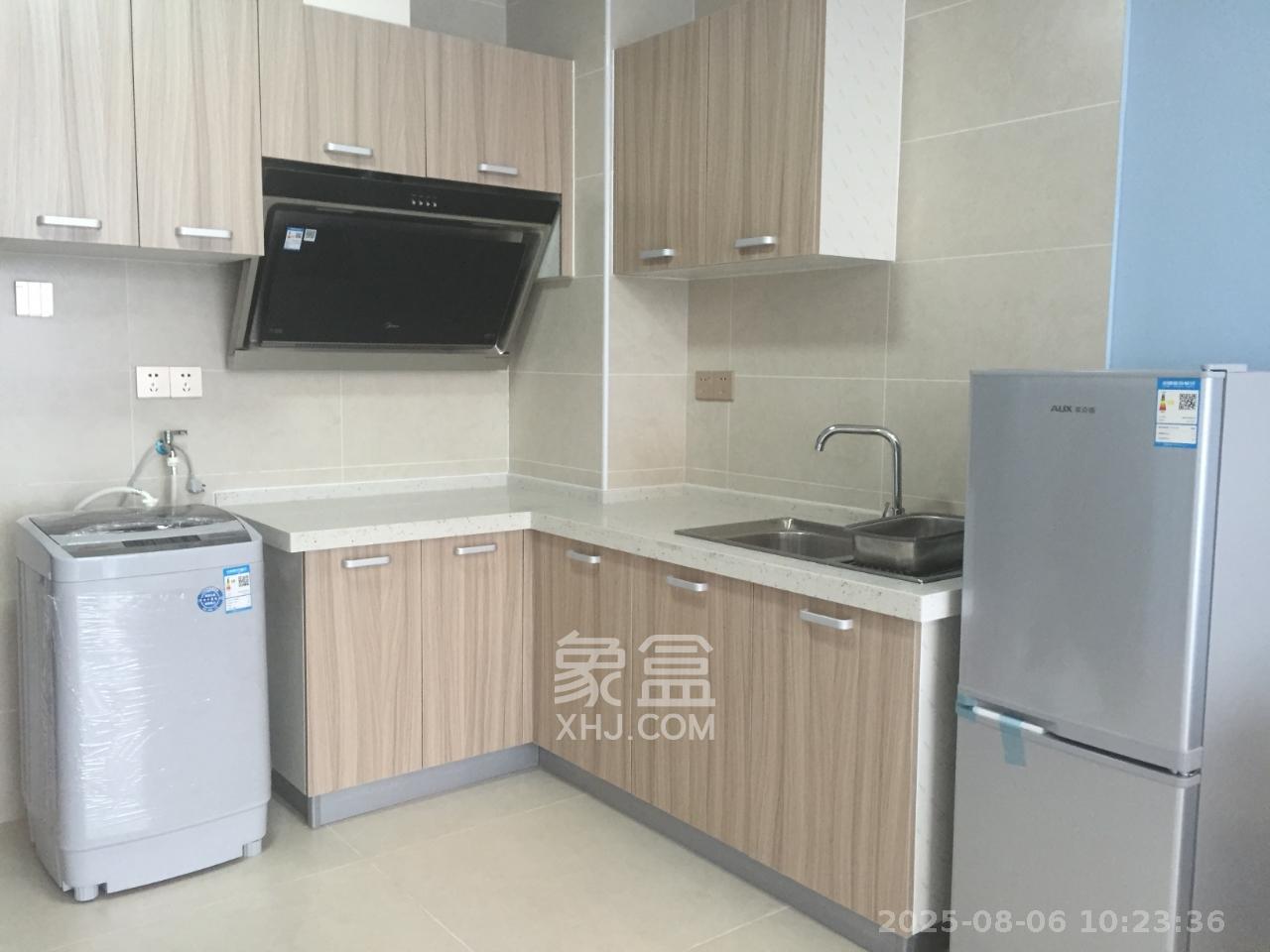 融科东南海 1室1厅1卫 2000.00元/月 融科东南海 1室1厅1卫 2000.00元/月室内图