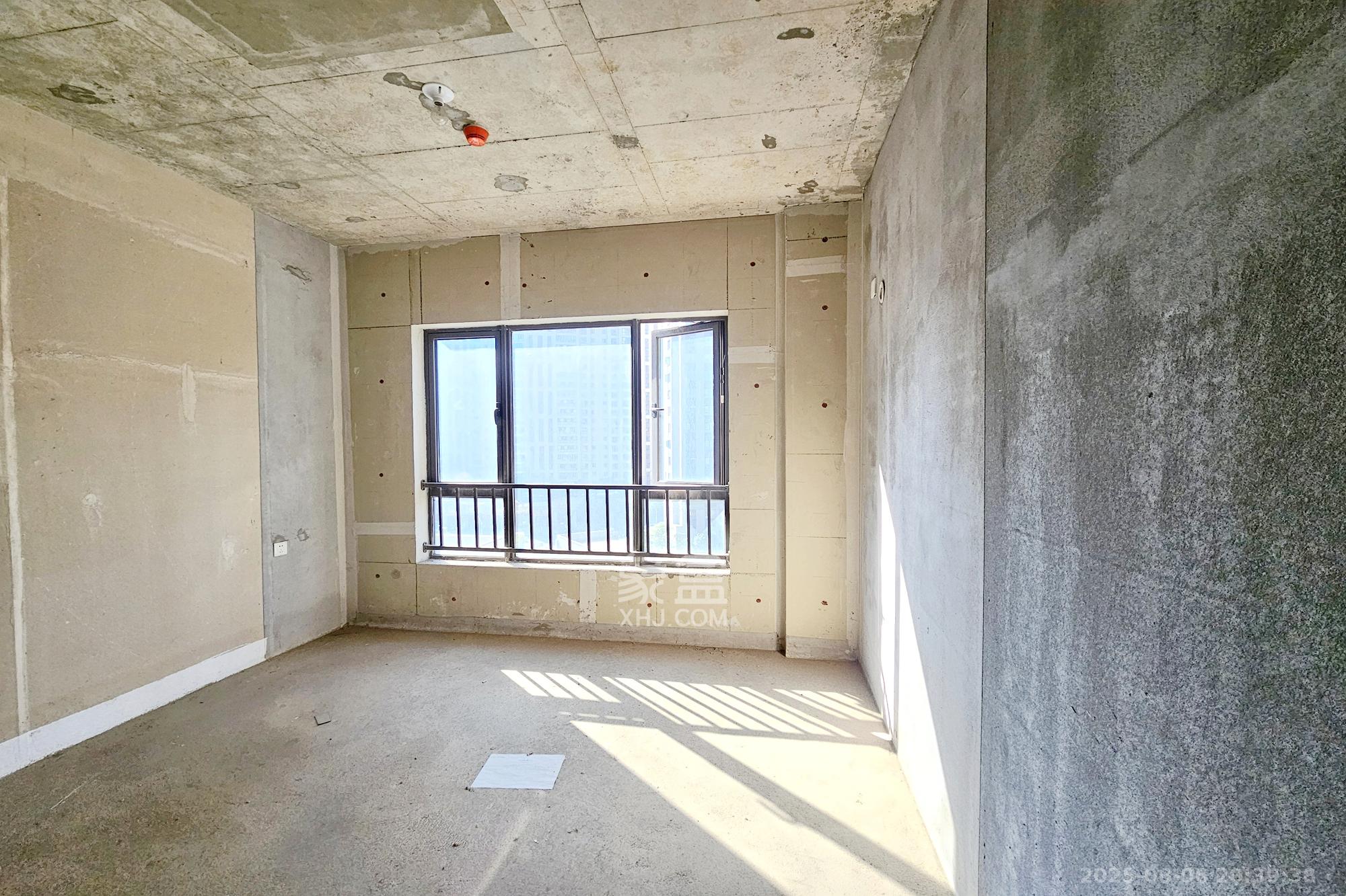 阳光城尚东湾凌云府 4室2厅2卫 185.0万 阳光城尚东湾凌云府 4室2厅2卫 185.0万其他