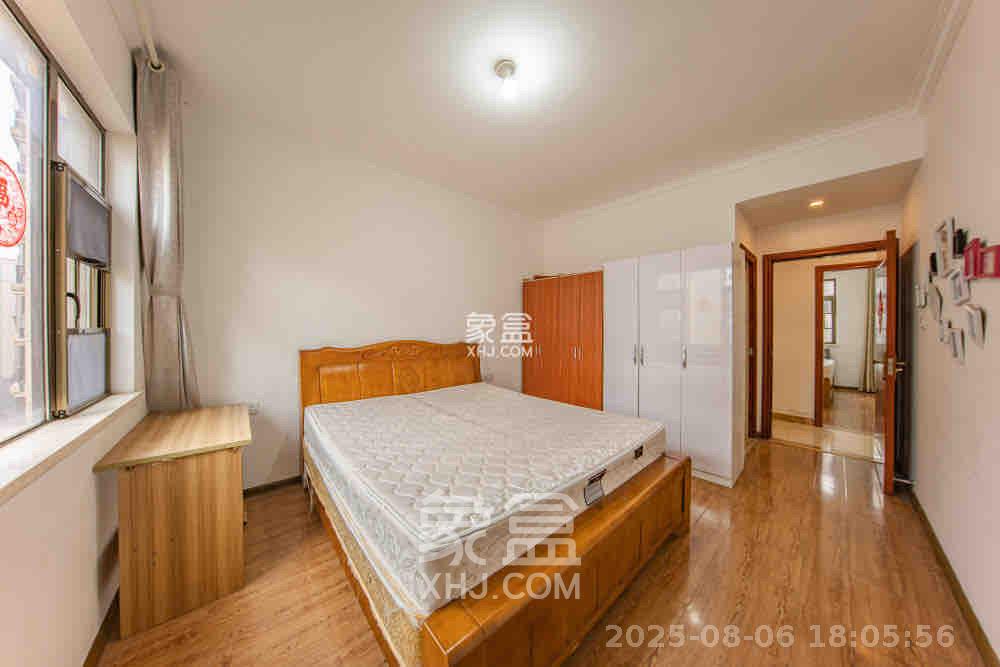 江山帝景哈佛  3室2厅2卫    2300.0元/月 江山帝景哈佛  3室2厅2卫    2300.0元/月室内图