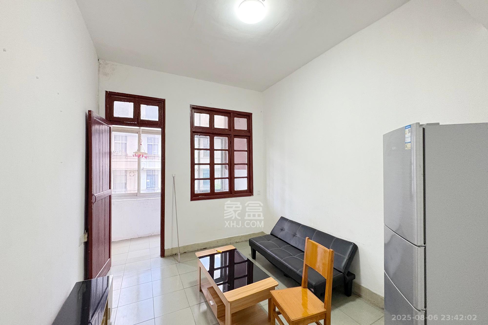 湖南省药品检验所  1室1厅1卫    29.0万 湖南省药品检验所  1室1厅1卫    29.0万客厅