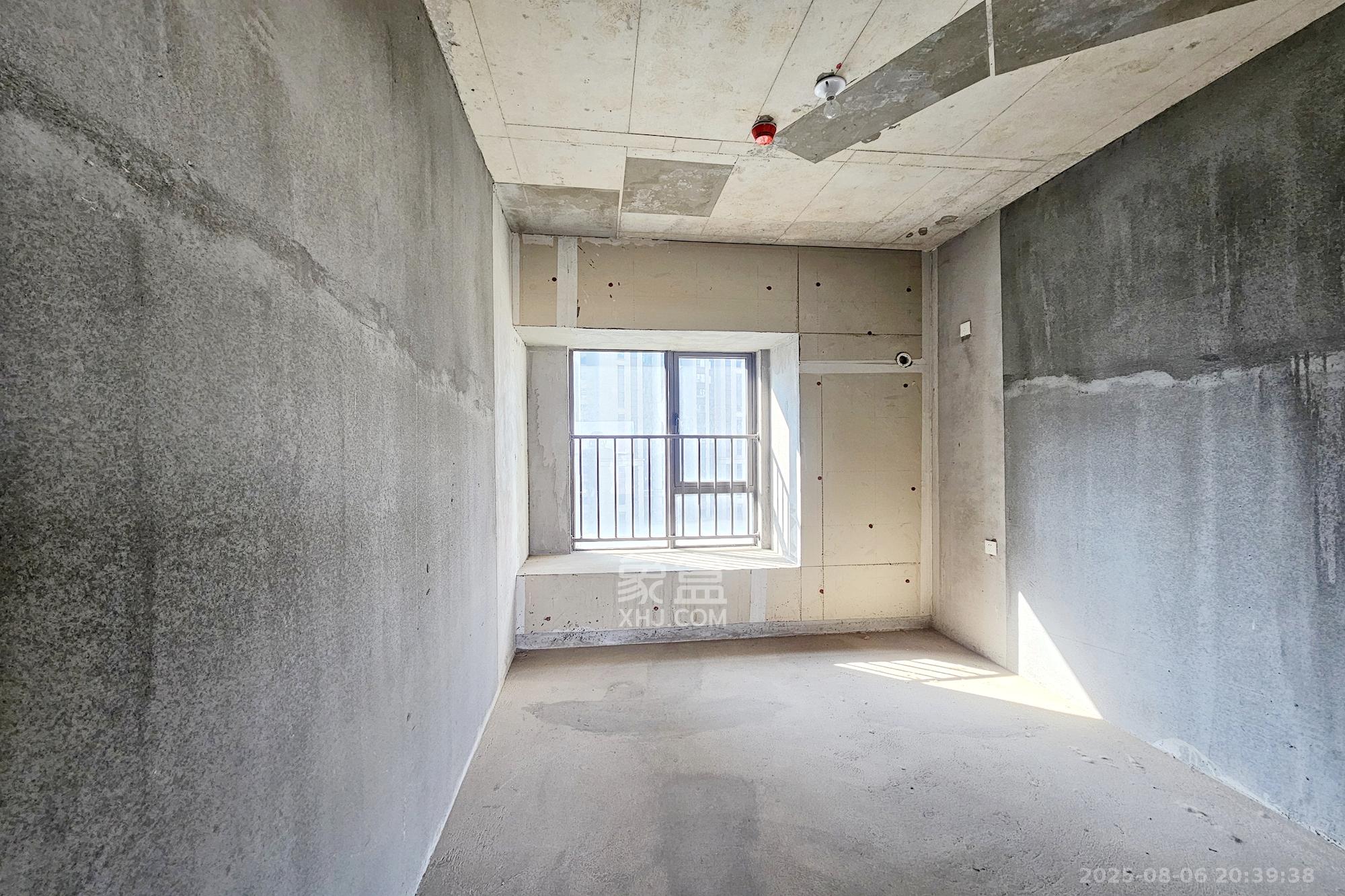 阳光城尚东湾凌云府 4室2厅2卫 185.0万 阳光城尚东湾凌云府 4室2厅2卫 185.0万其他