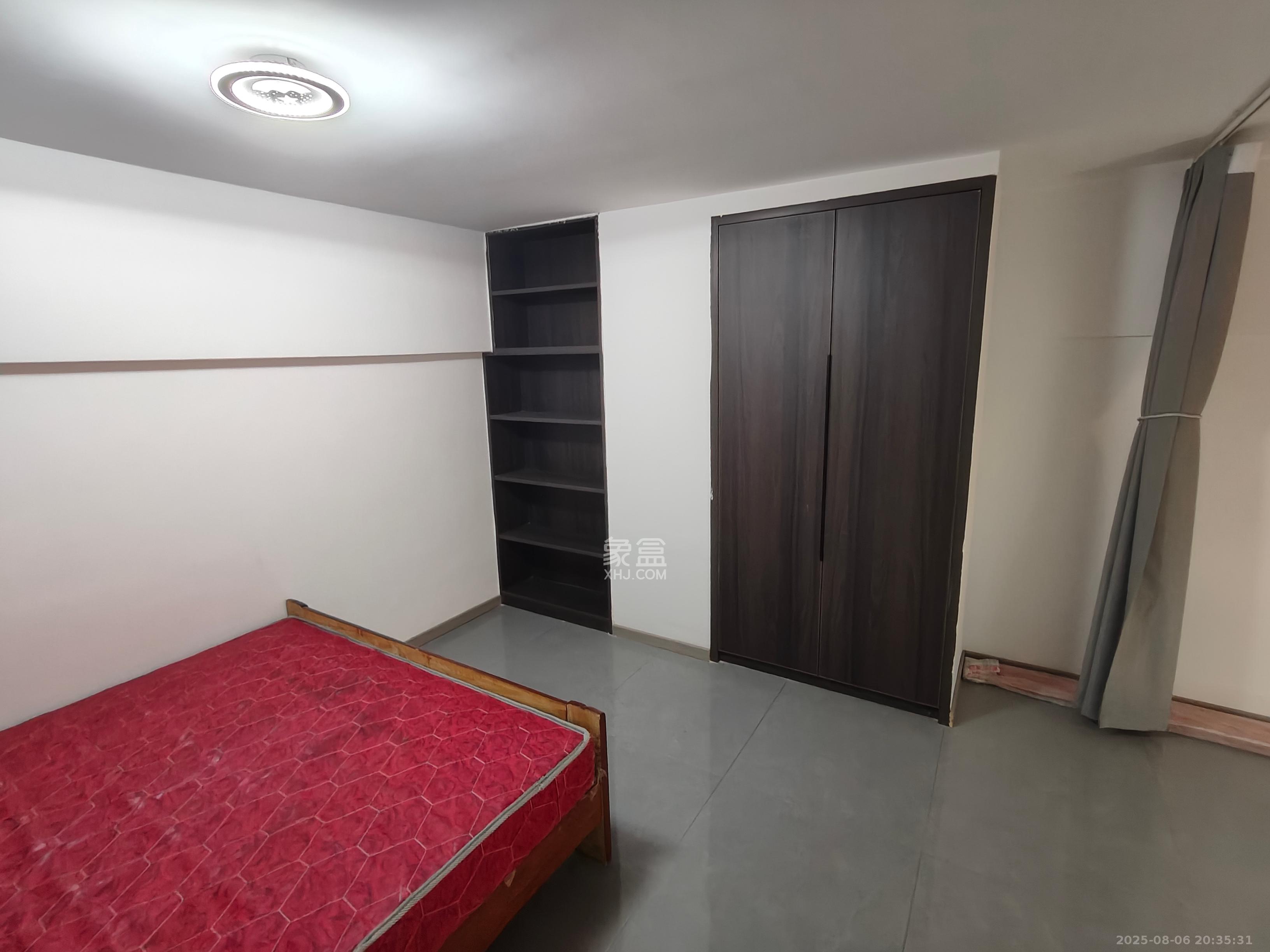 长燃润和天地（长润小区印湘江）  2室1厅1卫    1500.0元/月室内图