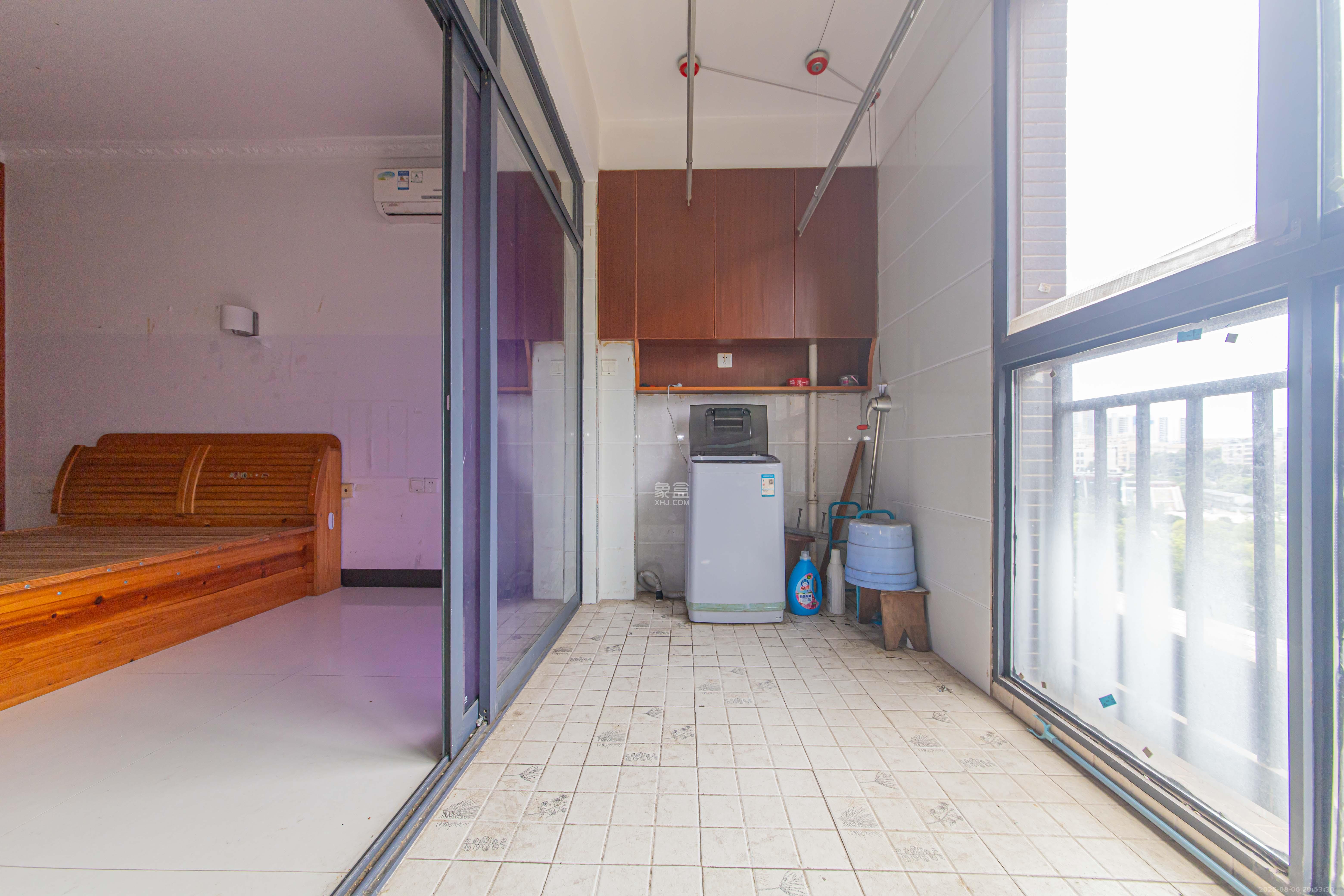 中信文化广场(中信新城二期)  1室1厅1卫    40.0万 中信文化广场(中信新城二期)  1室1厅1卫    40.0万阳台