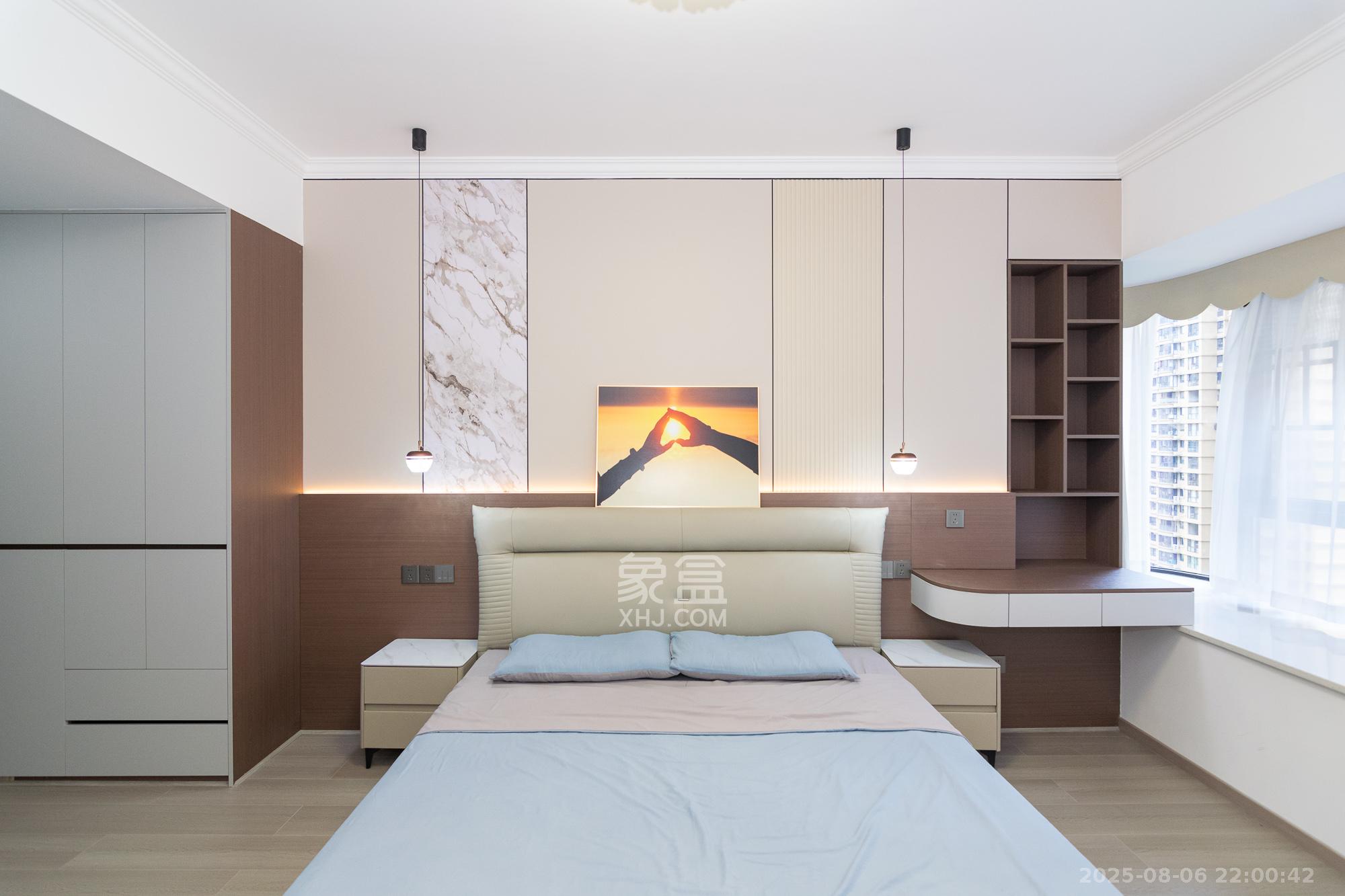 三润城（三润星城）  4室2厅2卫    125.3万卧室