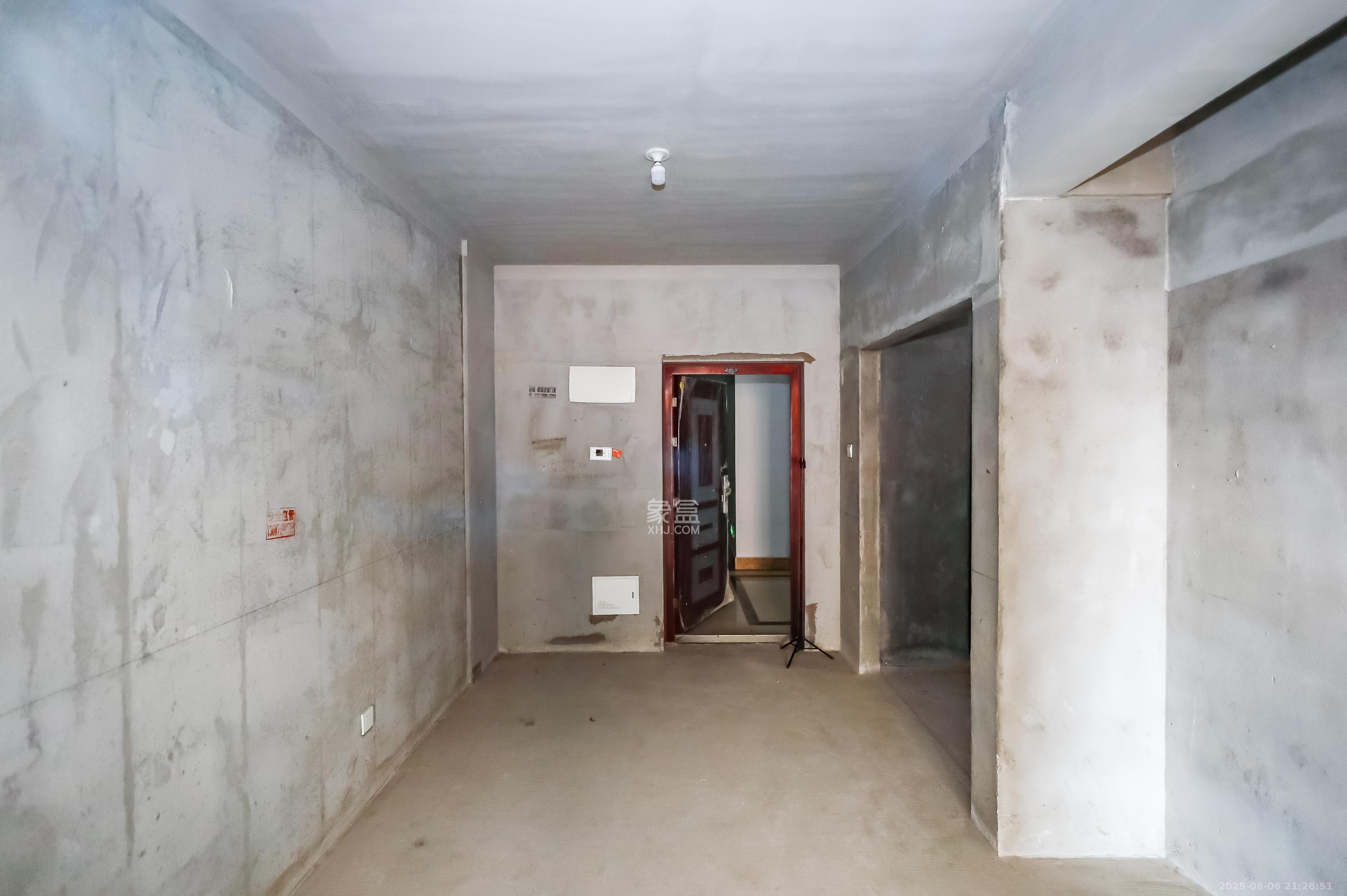 奥克斯缔壹城  3室2厅2卫    86.8万客厅