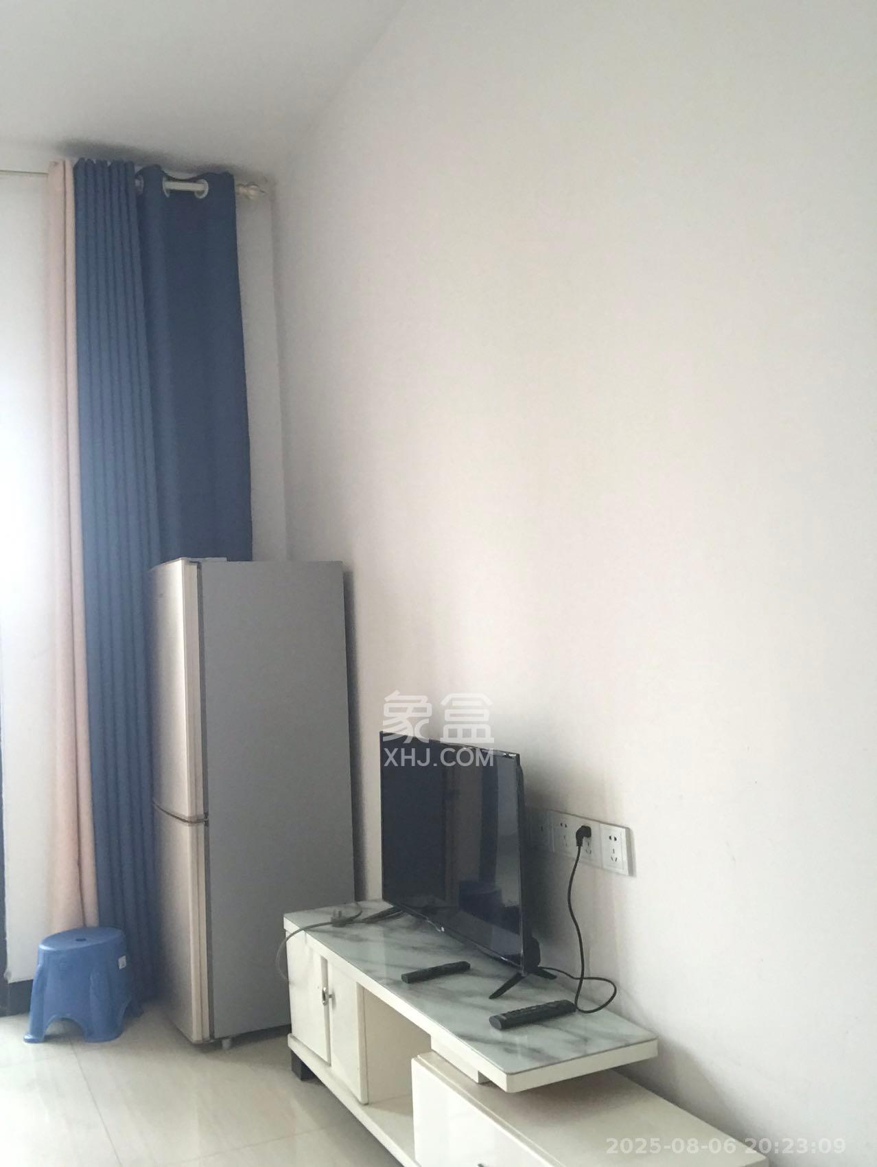 天鸿天府(天鸿中央大院) 1室0厅0卫 3320.0元/月 天鸿天府(天鸿中央大院) 1室0厅0卫 3320.0元/月室内图