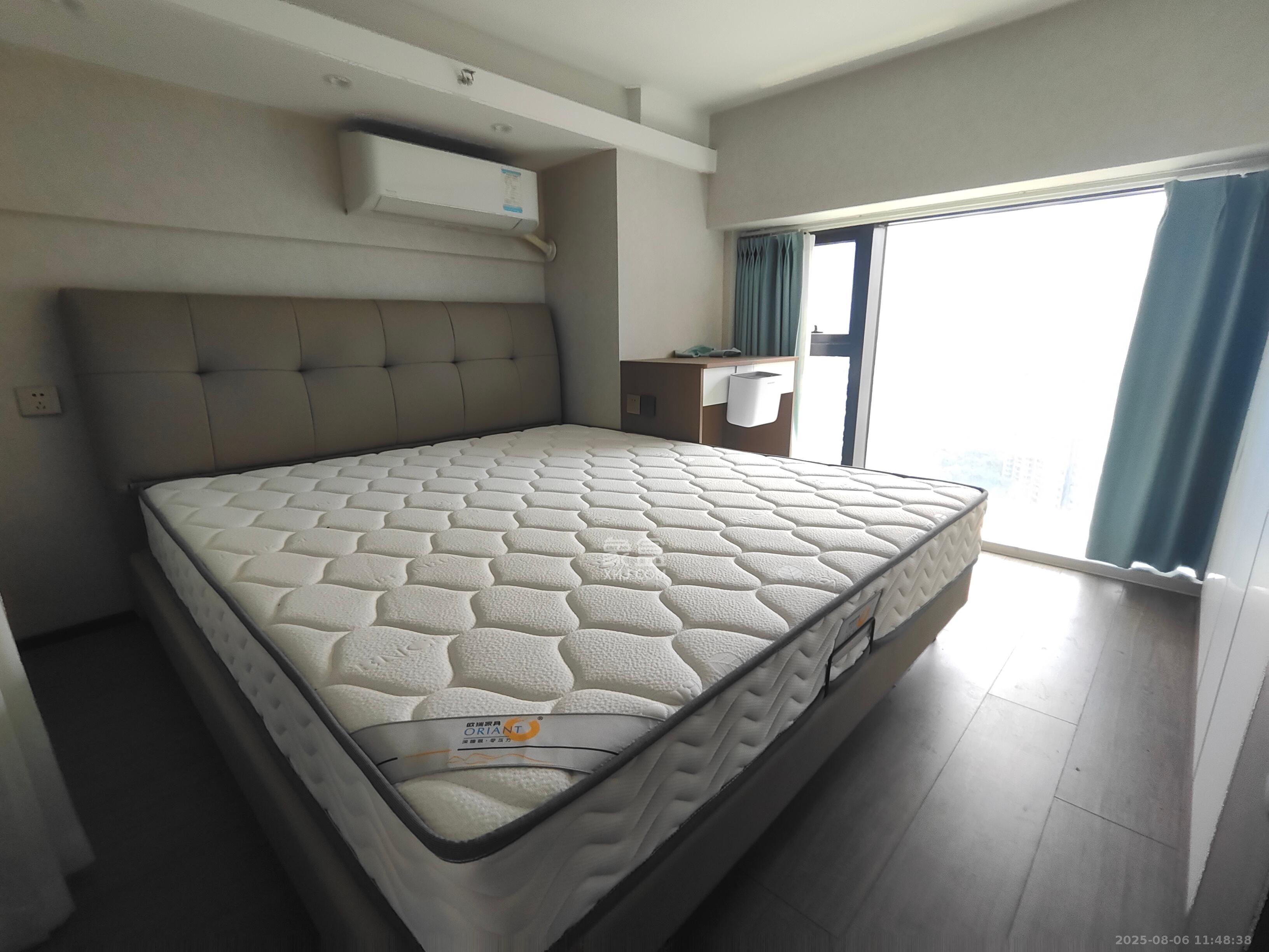 中一鲲出(鲲鹏府) 2室1厅1卫 2800.0元/月 中一鲲出(鲲鹏府) 2室1厅1卫 2800.0元/月室内图