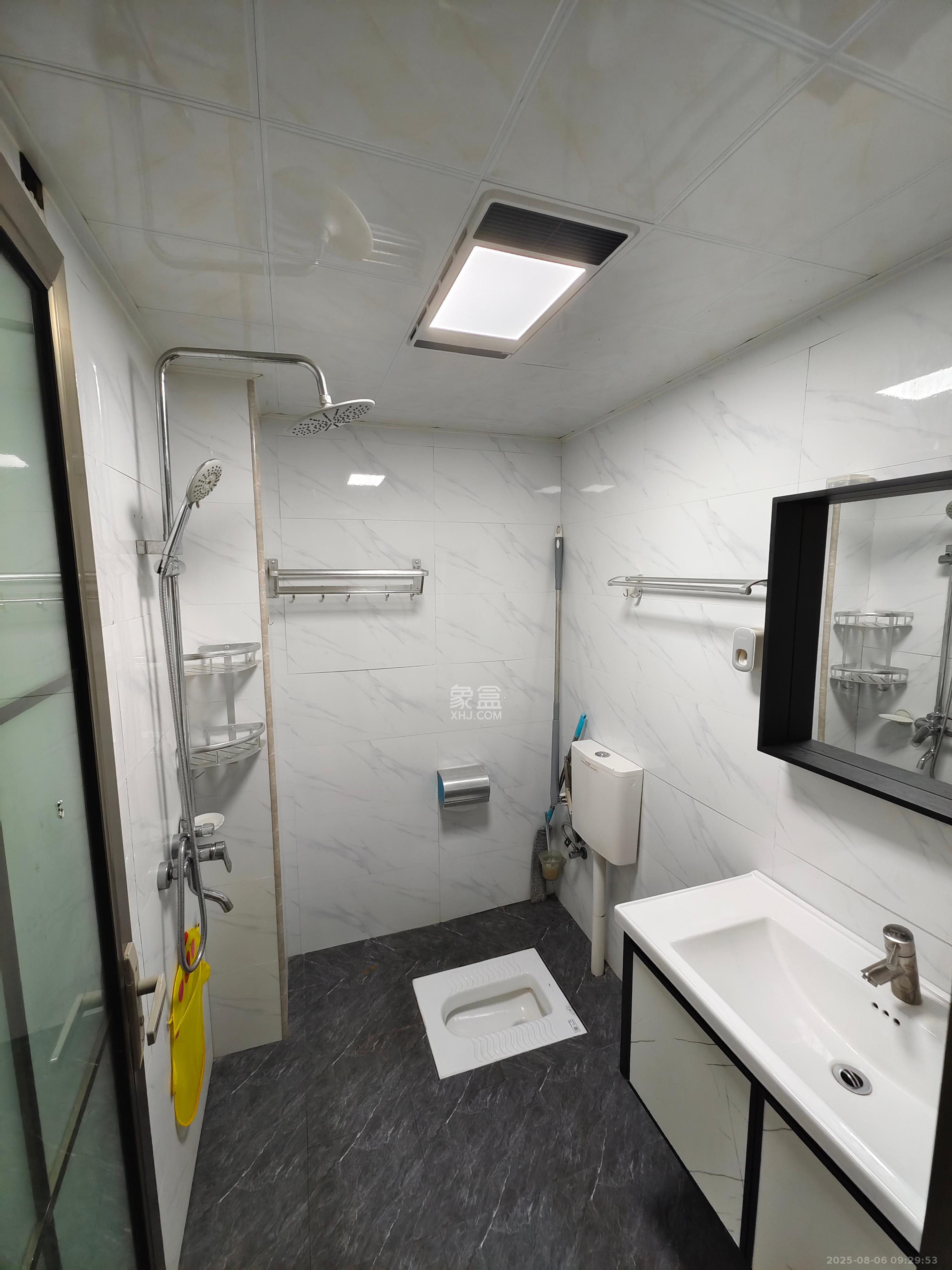 建发中央悦府 3室2厅1卫 2800.0元/月 建发中央悦府 3室2厅1卫 2800.0元/月室内图