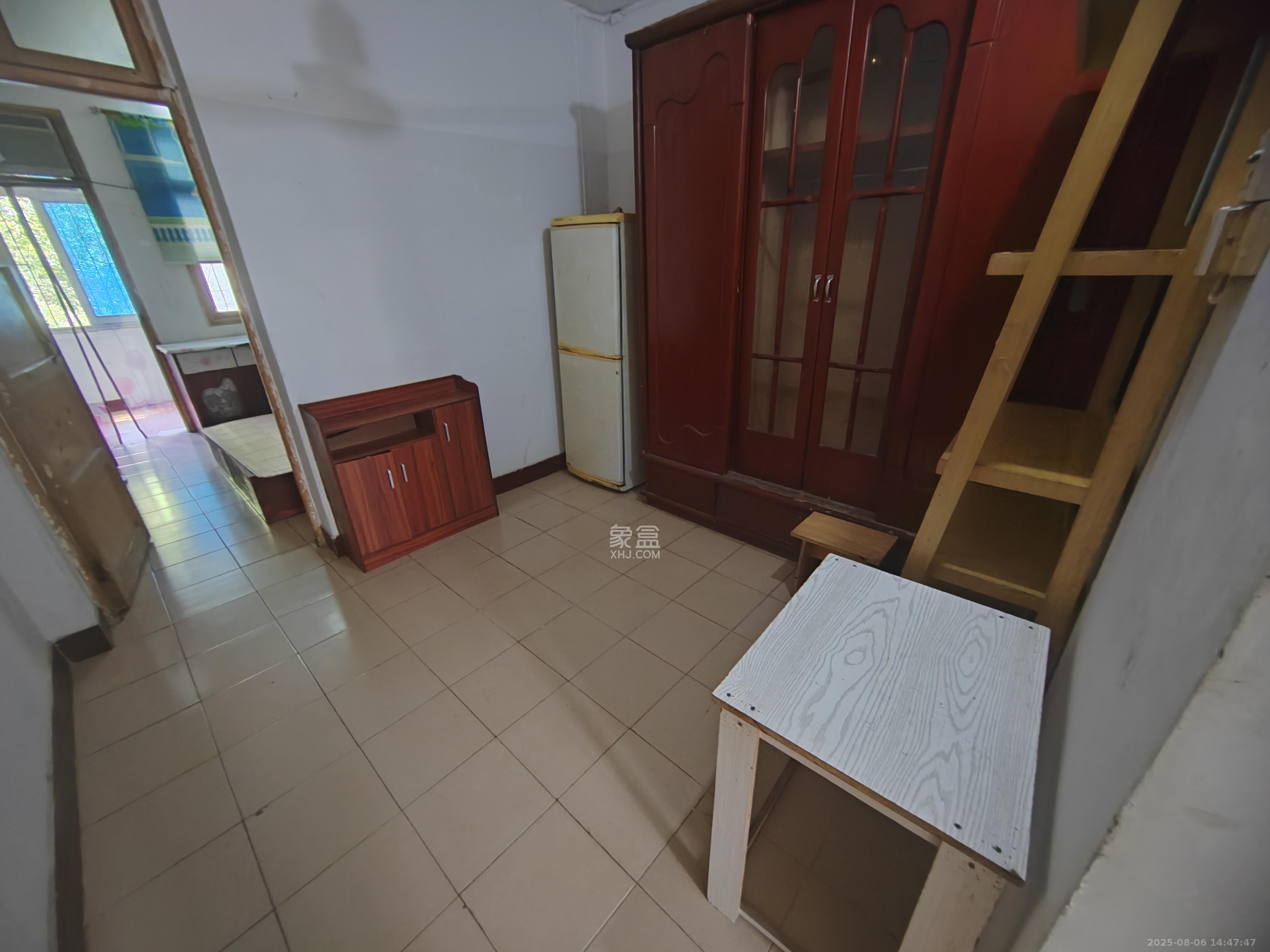 红花坡社区 1室1厅1卫 800.0元/月 红花坡社区 1室1厅1卫 800.0元/月室内图