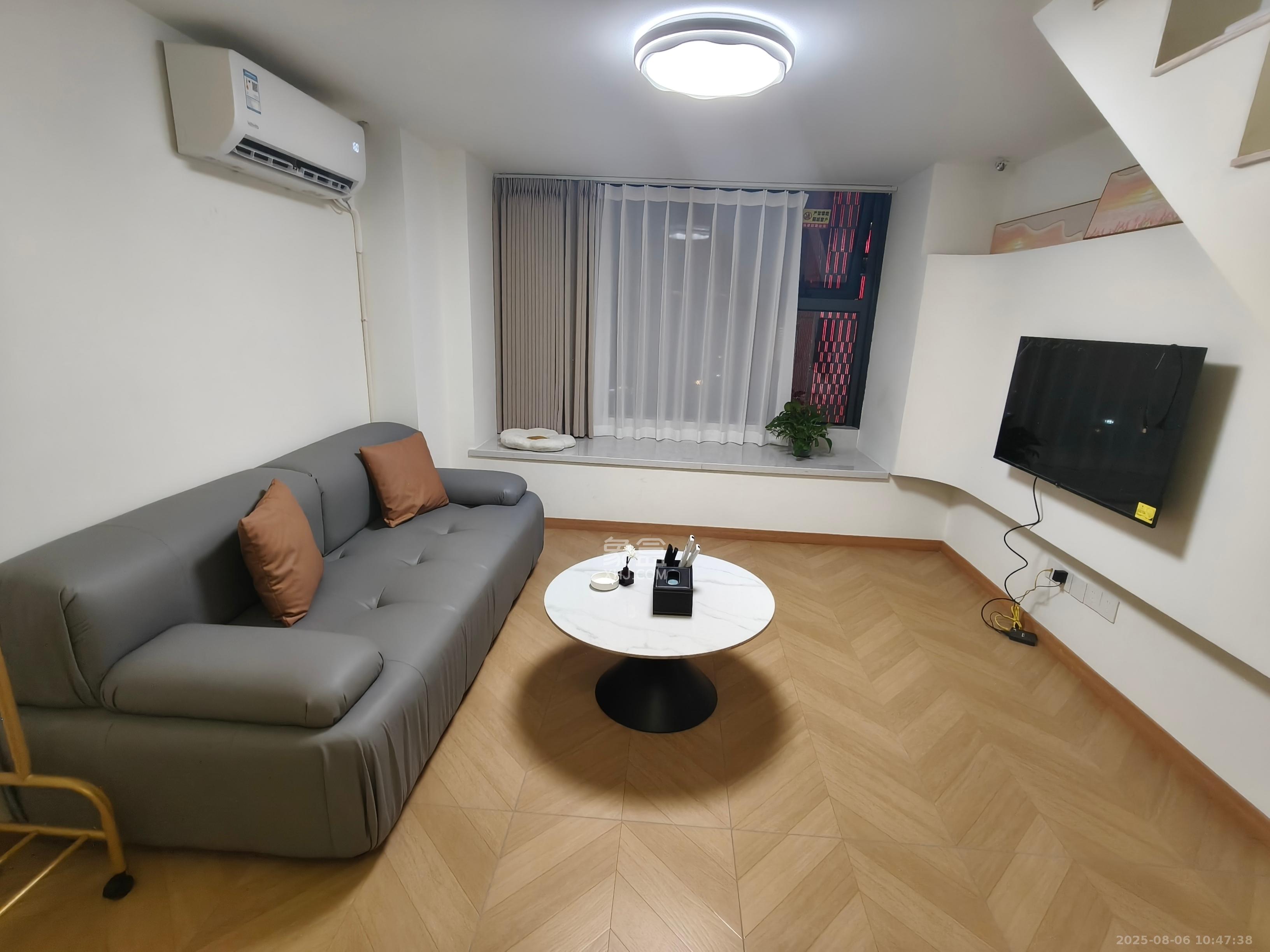 建发养云  2室1厅1卫   2400.00元/月