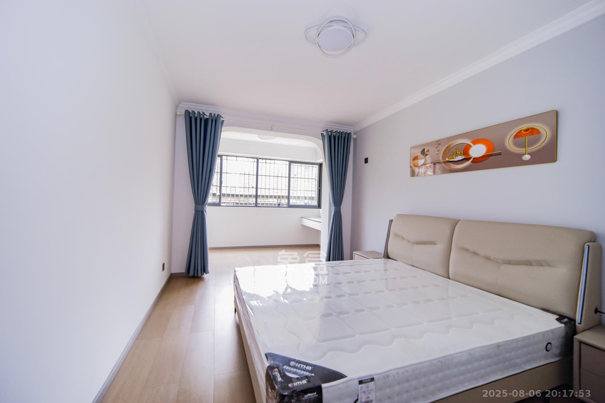 绿荫家园  3室2厅2卫    66.8万卧室