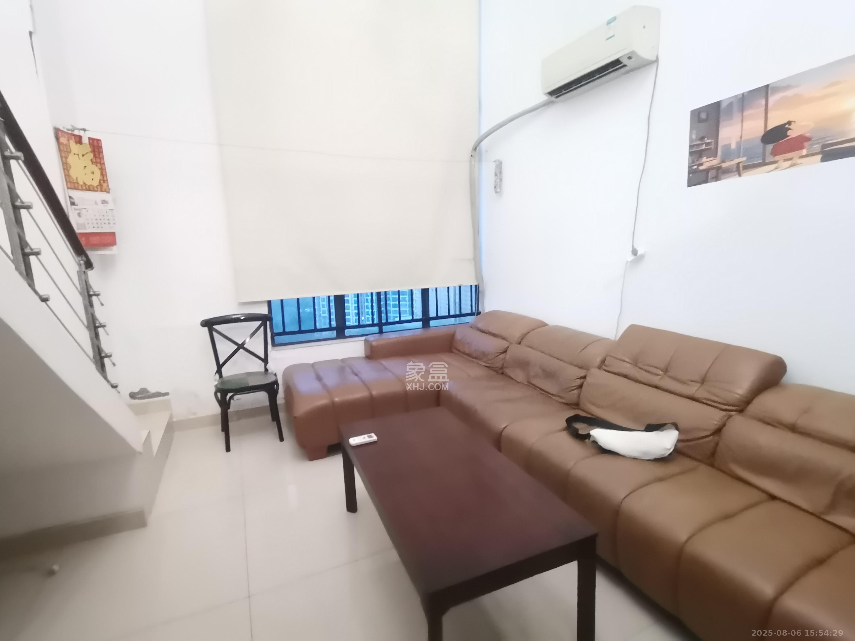 融圣国际 1室1厅1卫 1600.0元/月 融圣国际 1室1厅1卫 1600.0元/月室内图