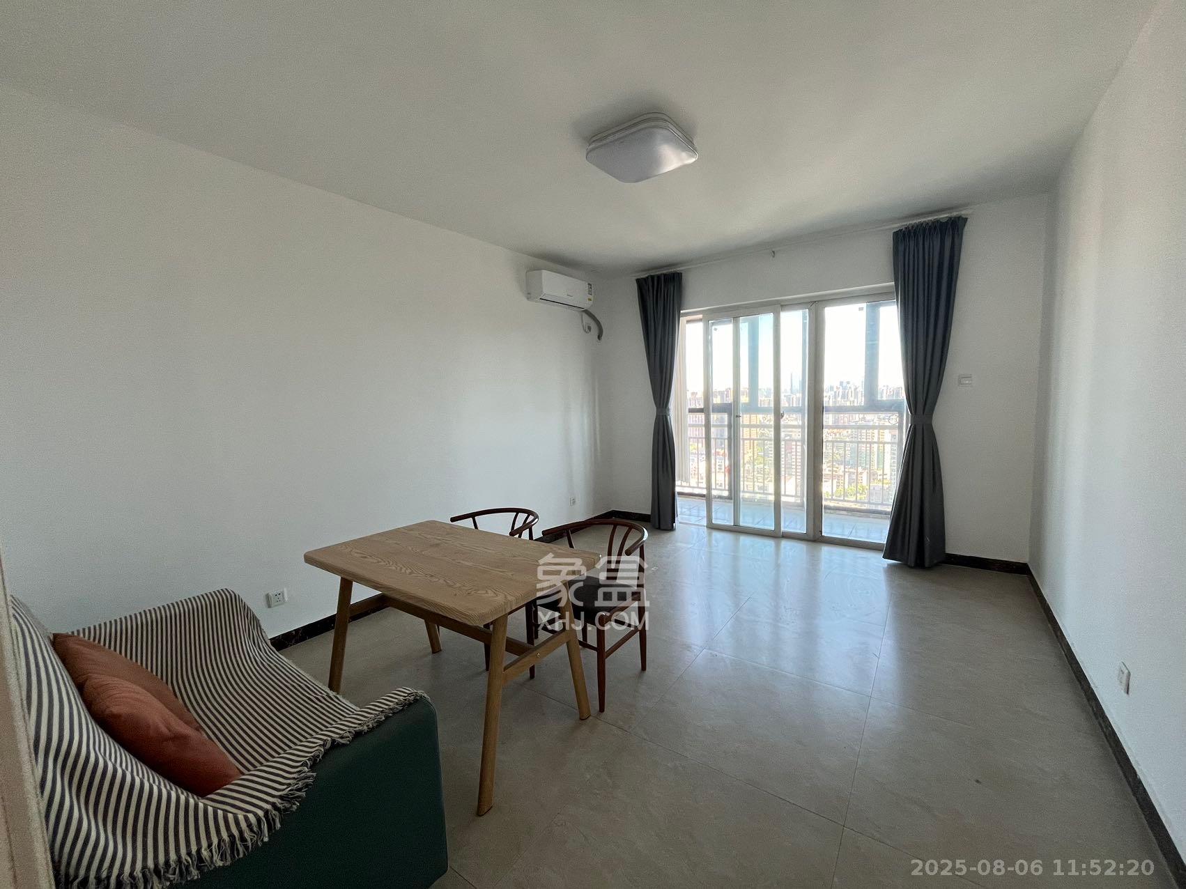 新芙蓉之都 6室2厅2卫 7600.0元/月 新芙蓉之都 6室2厅2卫 7600.0元/月室内图