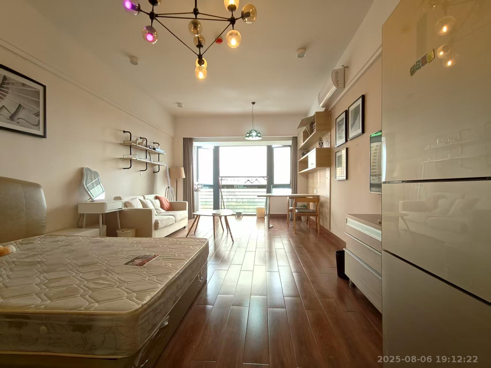 湘江名都 1室1厅1卫 1300.0元/月 湘江名都 1室1厅1卫 1300.0元/月室内图