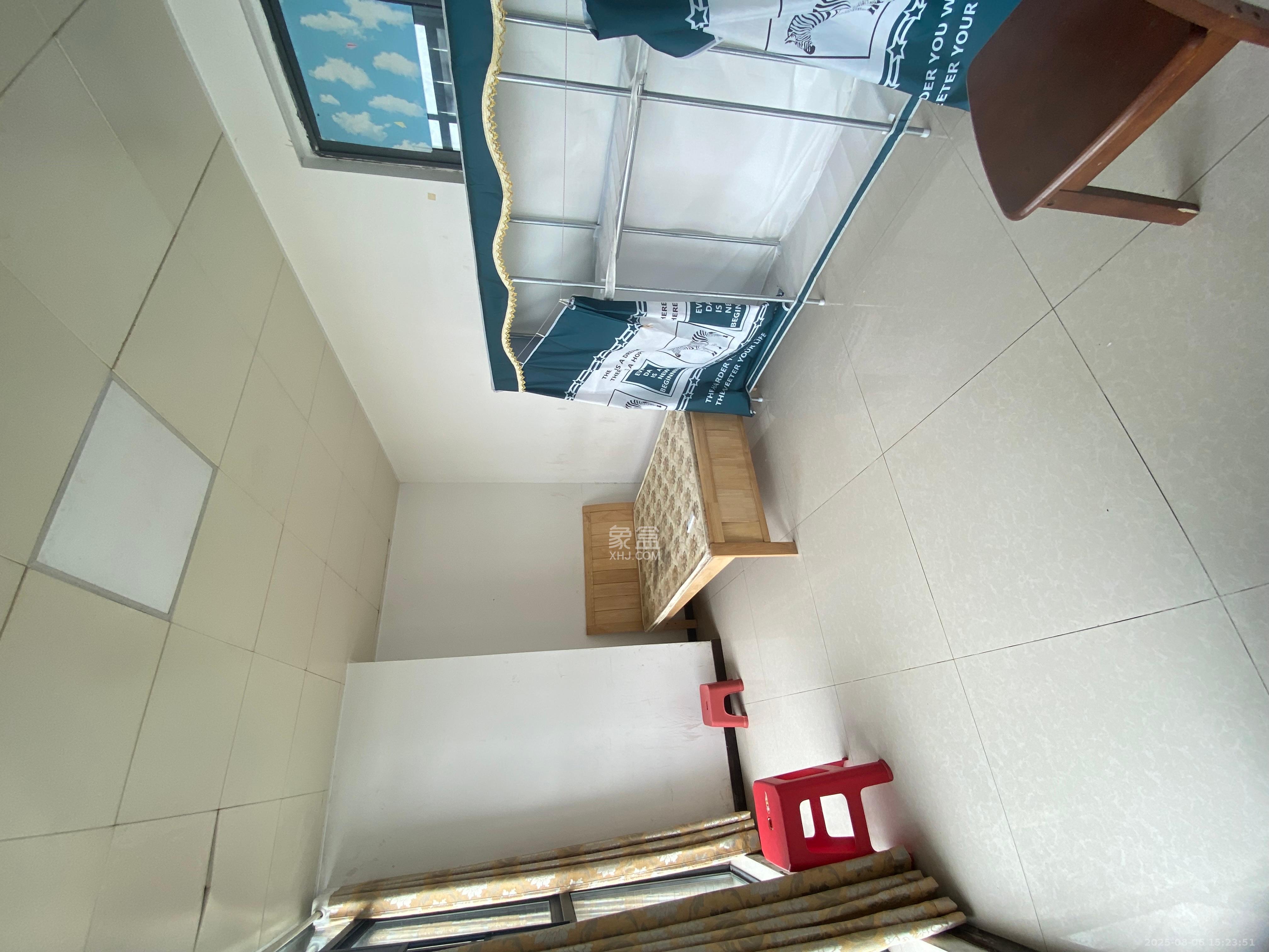 极目楚天  5室2厅2卫    2800.0元/月室内图