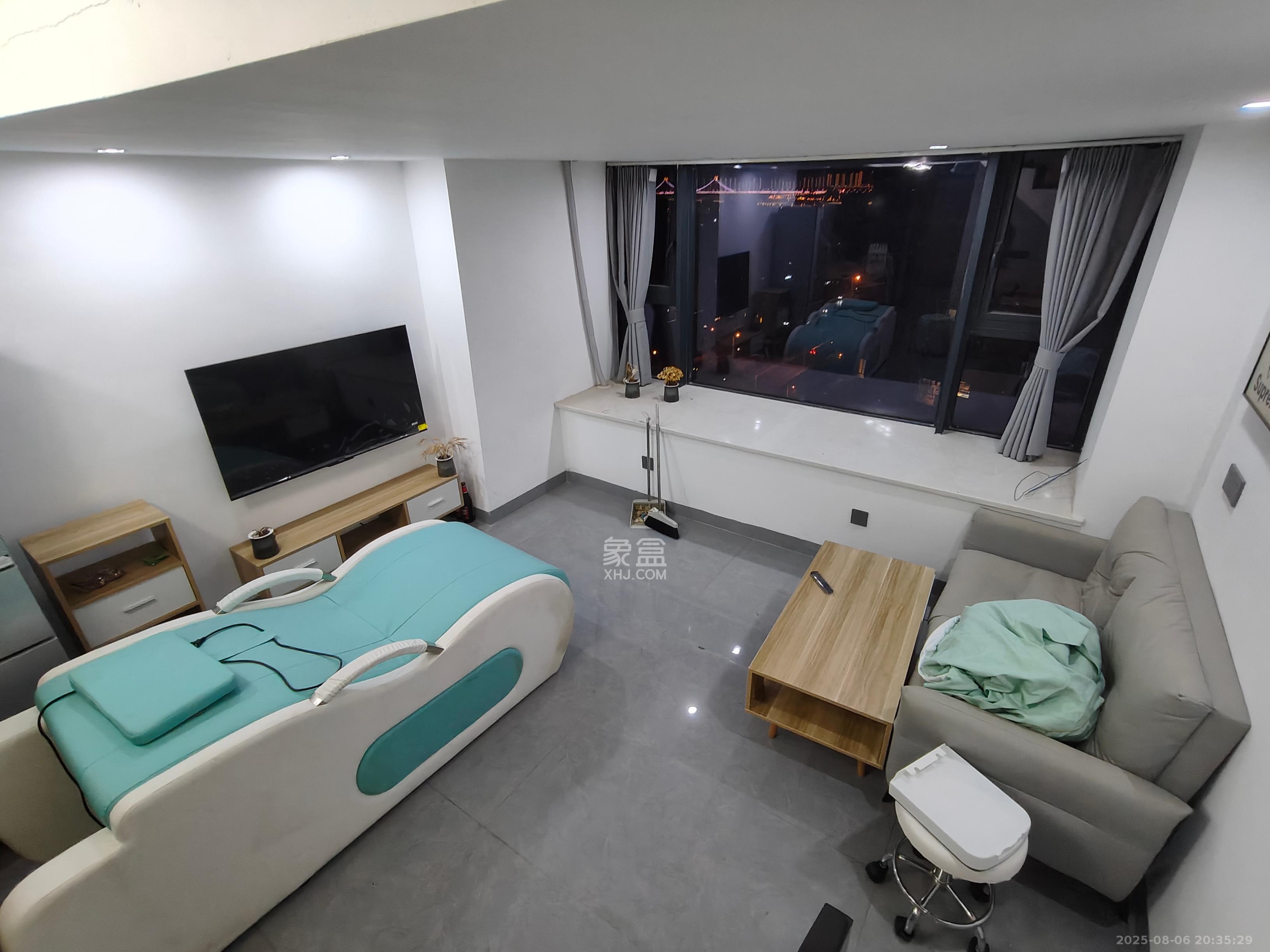 长燃润和天地（长润小区印湘江）  2室1厅1卫    1500.0元/月室内图