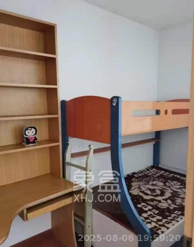 阳光100二期  3室2厅1卫   2300.00元/月室内图