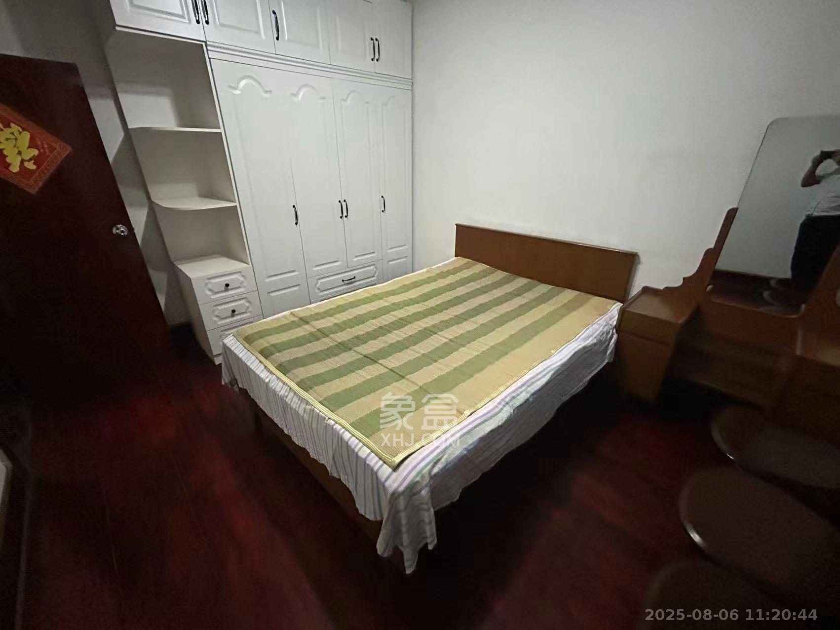 幸福桥、潘家坪路散盘  1室0厅0卫    1500.0元/月室内图