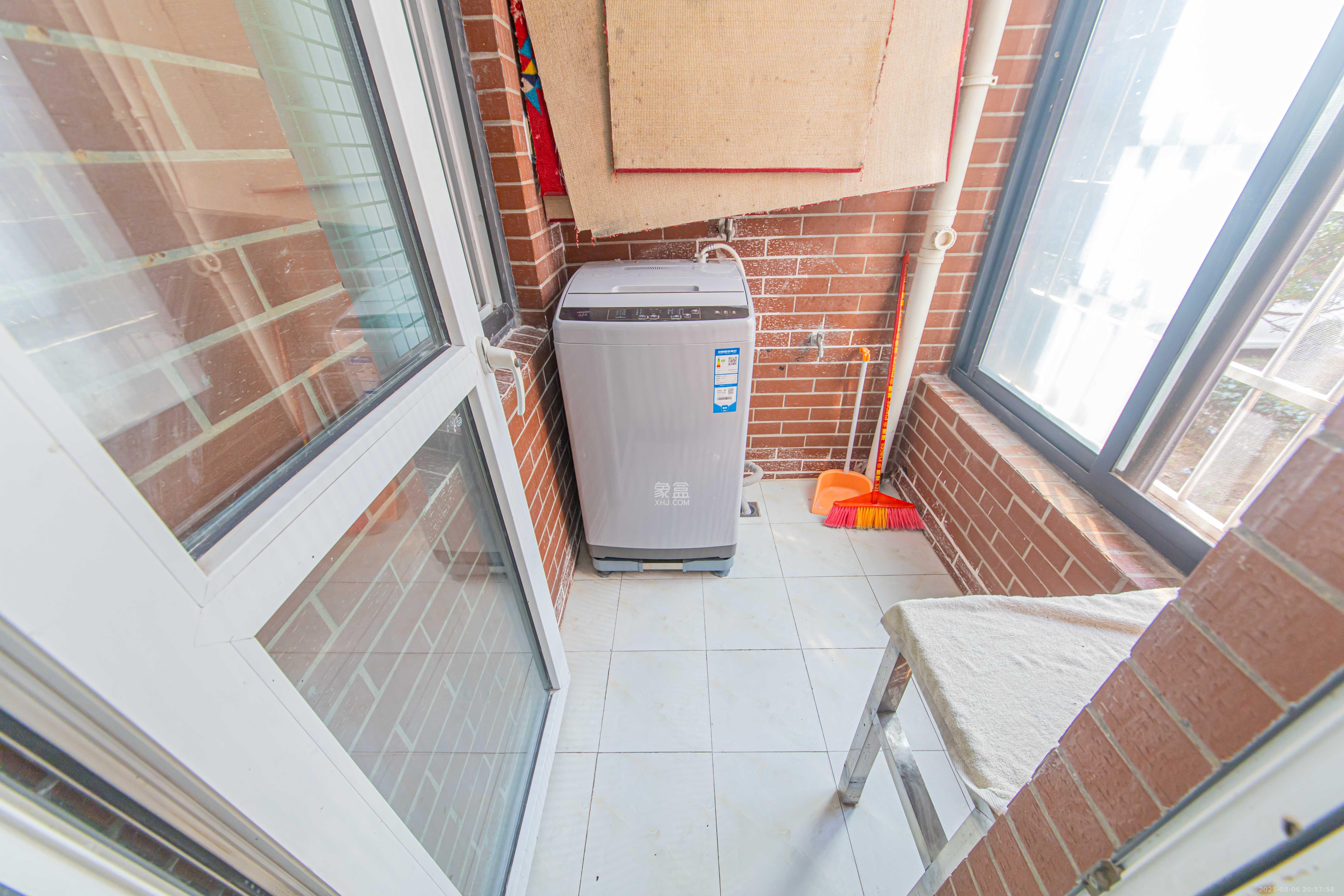 山水印象（愿景想山）  3室1厅1卫    56.0万厨房