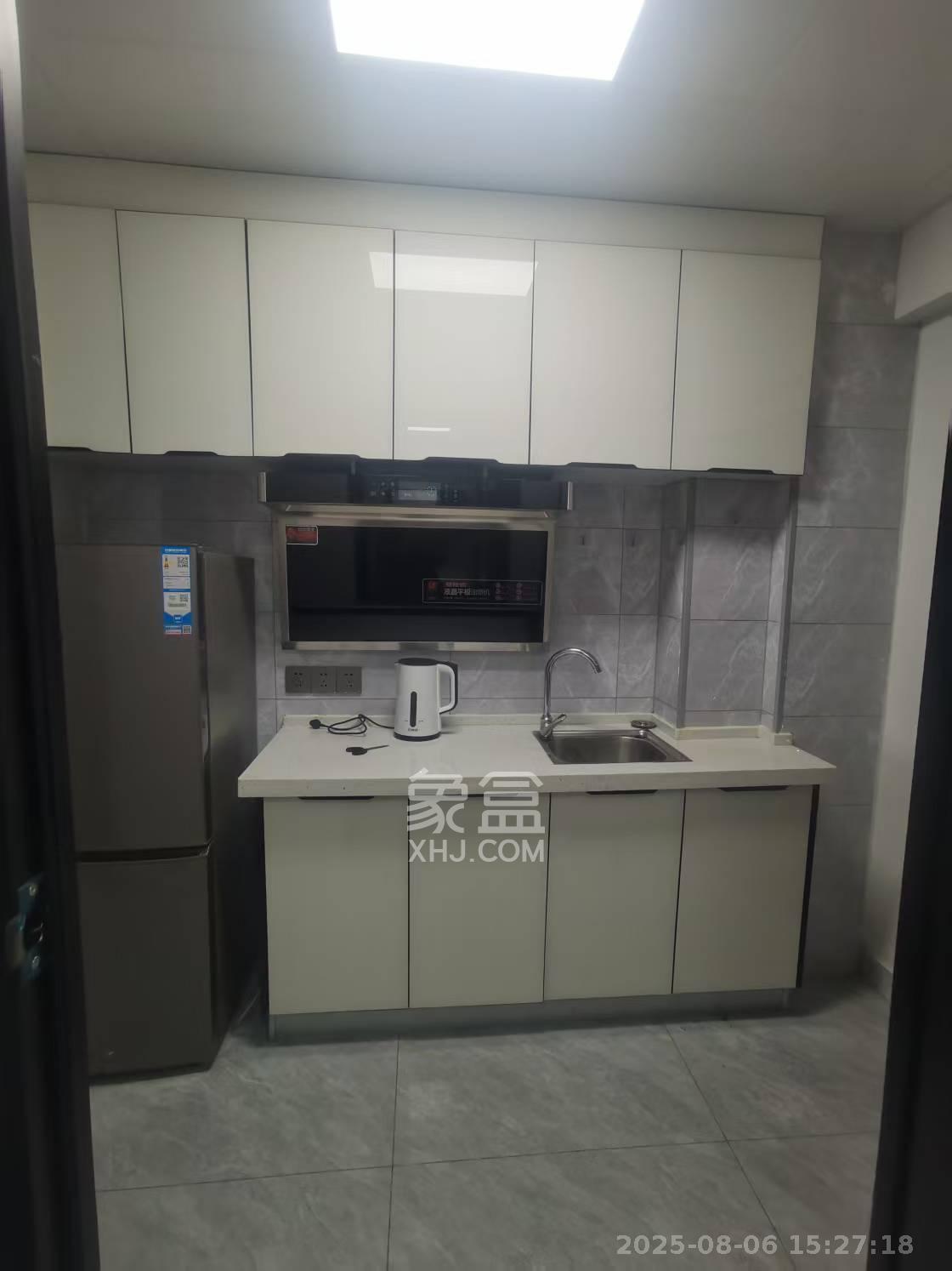 奥园城市天骄一期  1室1厅1卫    1700.0元/月室内图