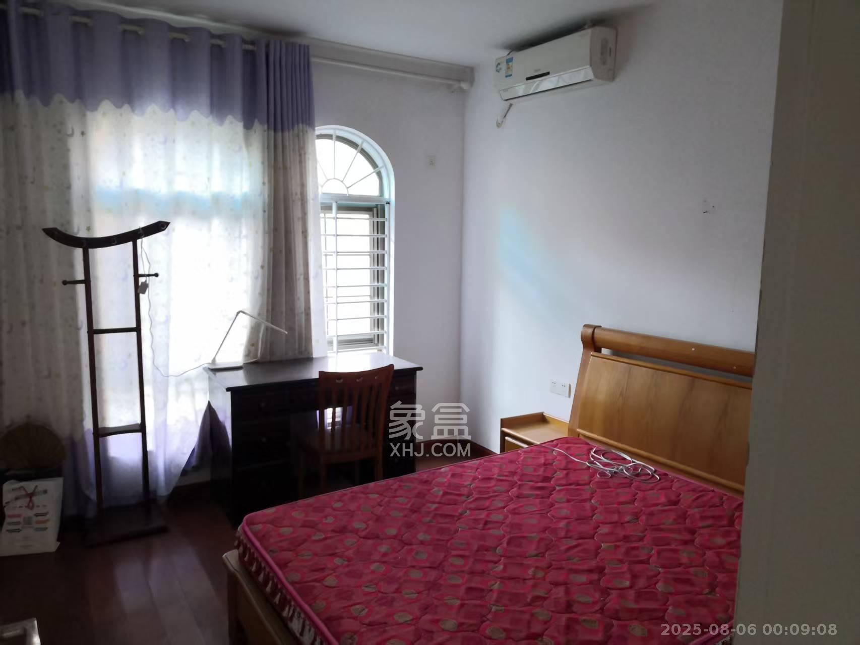 卓越蔚蓝海岸一期 3室2厅2卫 3200.0元/月 卓越蔚蓝海岸一期 3室2厅2卫 3200.0元/月室内图