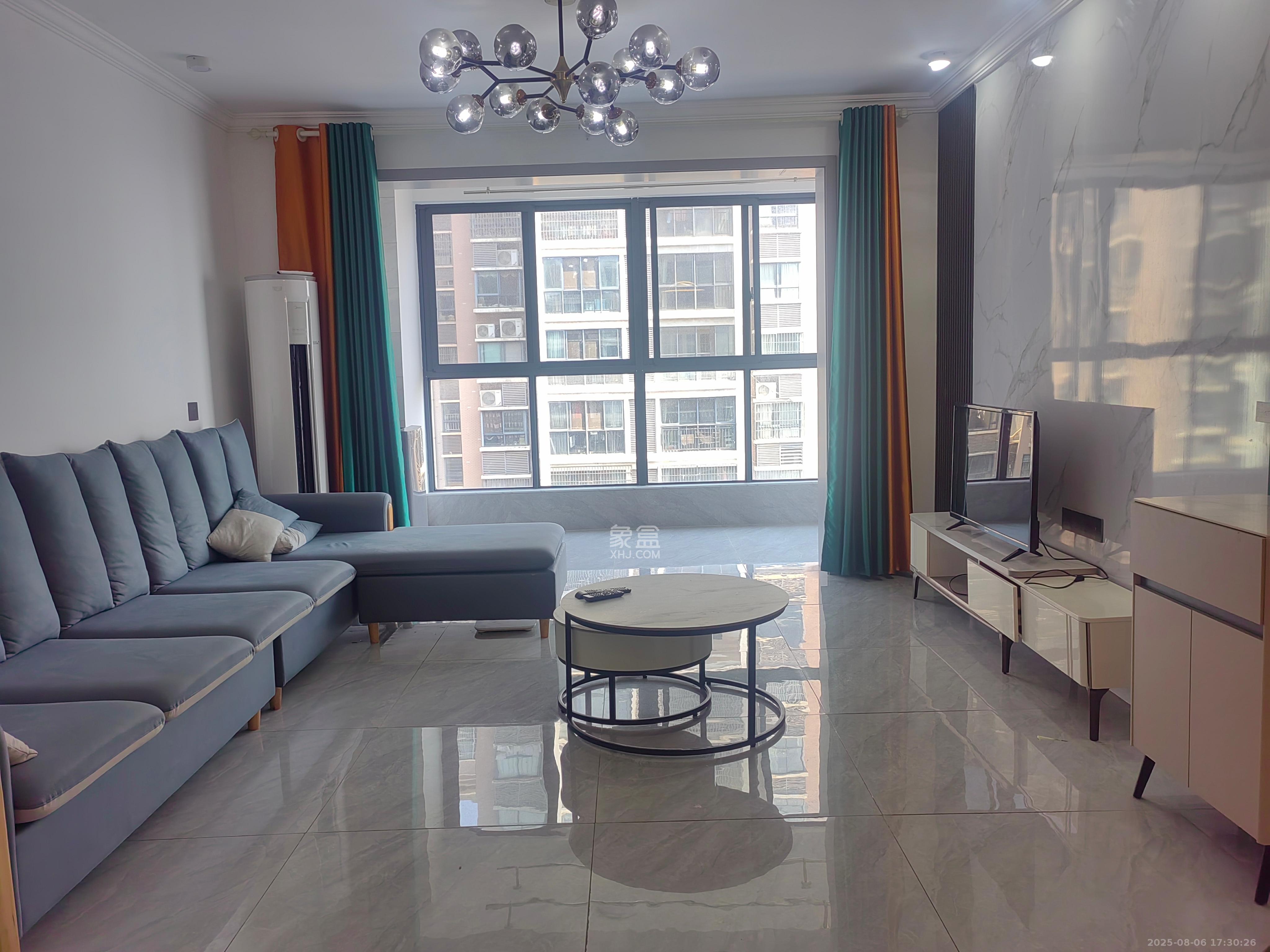 曙光领峰(曙光家园)  3室2厅1卫    3200.0元/月 曙光领峰(曙光家园)  3室2厅1卫    3200.0元/月