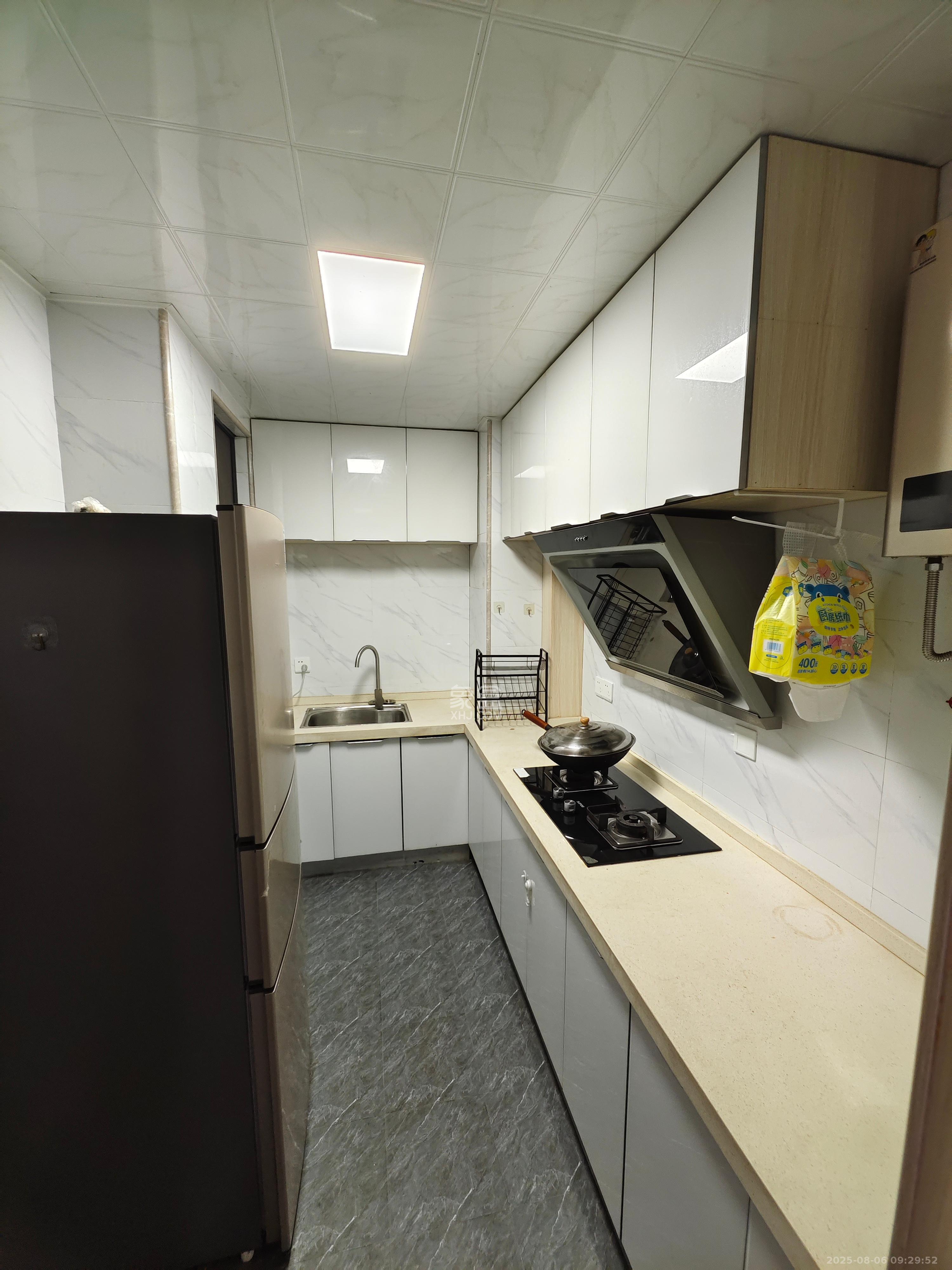 建发中央悦府 3室2厅1卫 2800.0元/月 建发中央悦府 3室2厅1卫 2800.0元/月室内图